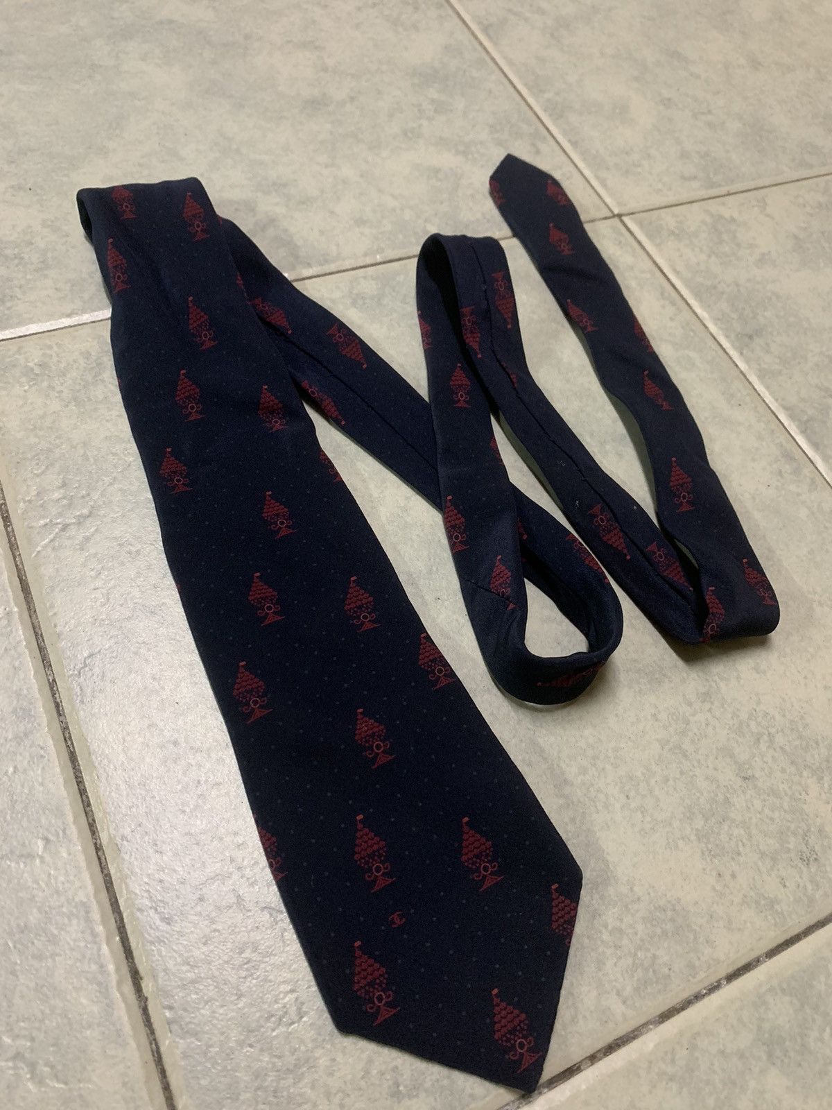 Chanel Vintage Chanel Neck Tie Pure Silk Luxury Size ONE SIZE - 3 Thumbnail