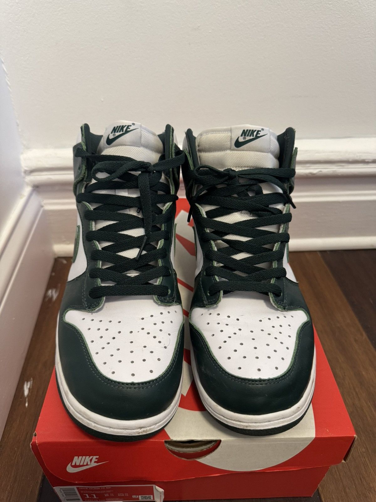 Nike Nike Dunk High “Michigan State” Size US 11 / EU 44 - 2 Thumbnail