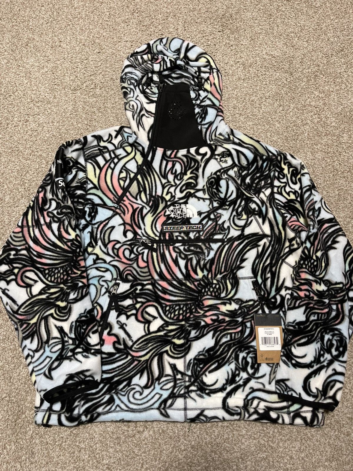 Supreme × The North Face Supreme/TNF Rainbow Dragon Pullover 
