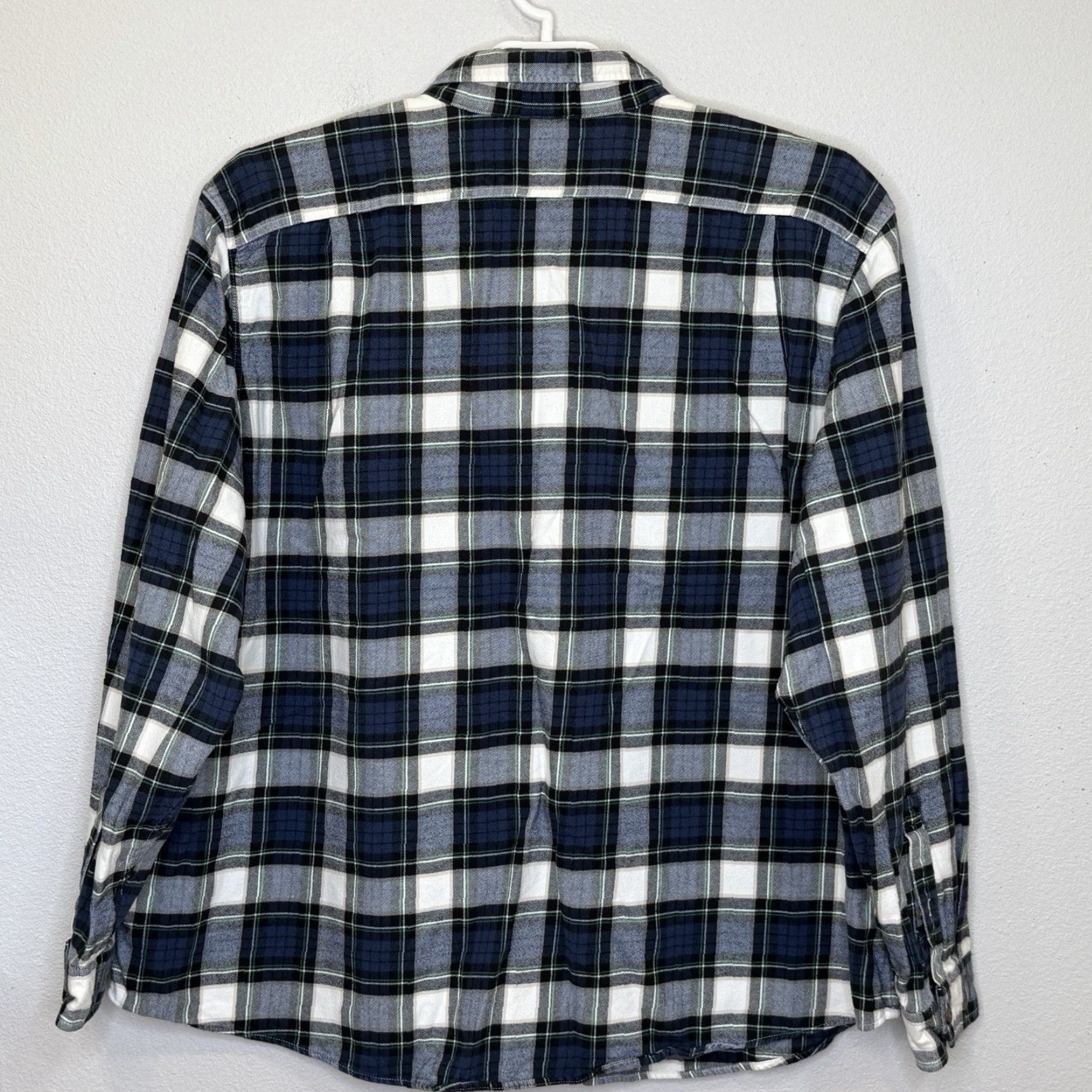 Eddie Bauer Eddie Bauer Button-Down Shirt Mens 3XL Blue Plaid Flannel Cotton Relaxed Fit Long Sleeve Collared Button-Up Size US XXL / EU 58 / 5 - 4 Thumbnail