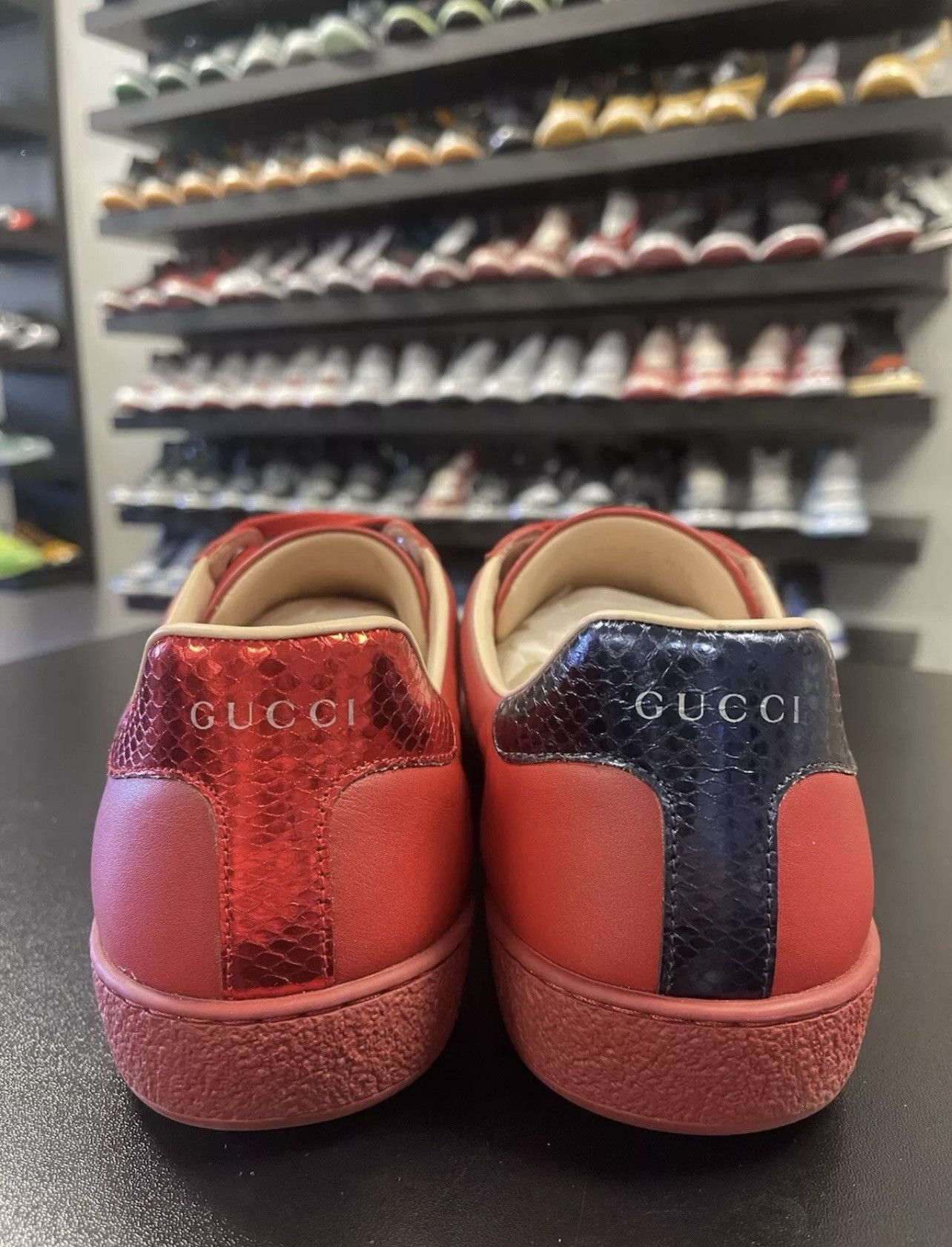 Gucci Size 10.5US/10G - Men's Gucci 429446 Ace Bee Sneakers Gucci Size US 10.5 / EU 43-44 - 4 Thumbnail