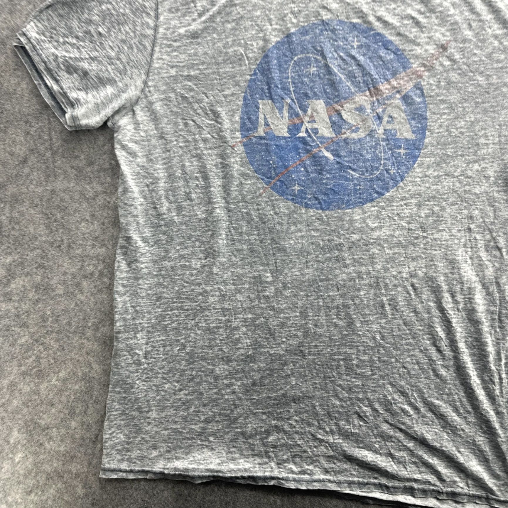 Vintage NASA Shirt Mens Large Gray Distressed Logo Tee Space Graphic Astronaut Size US M / EU 48-50 / 2 - 4 Thumbnail