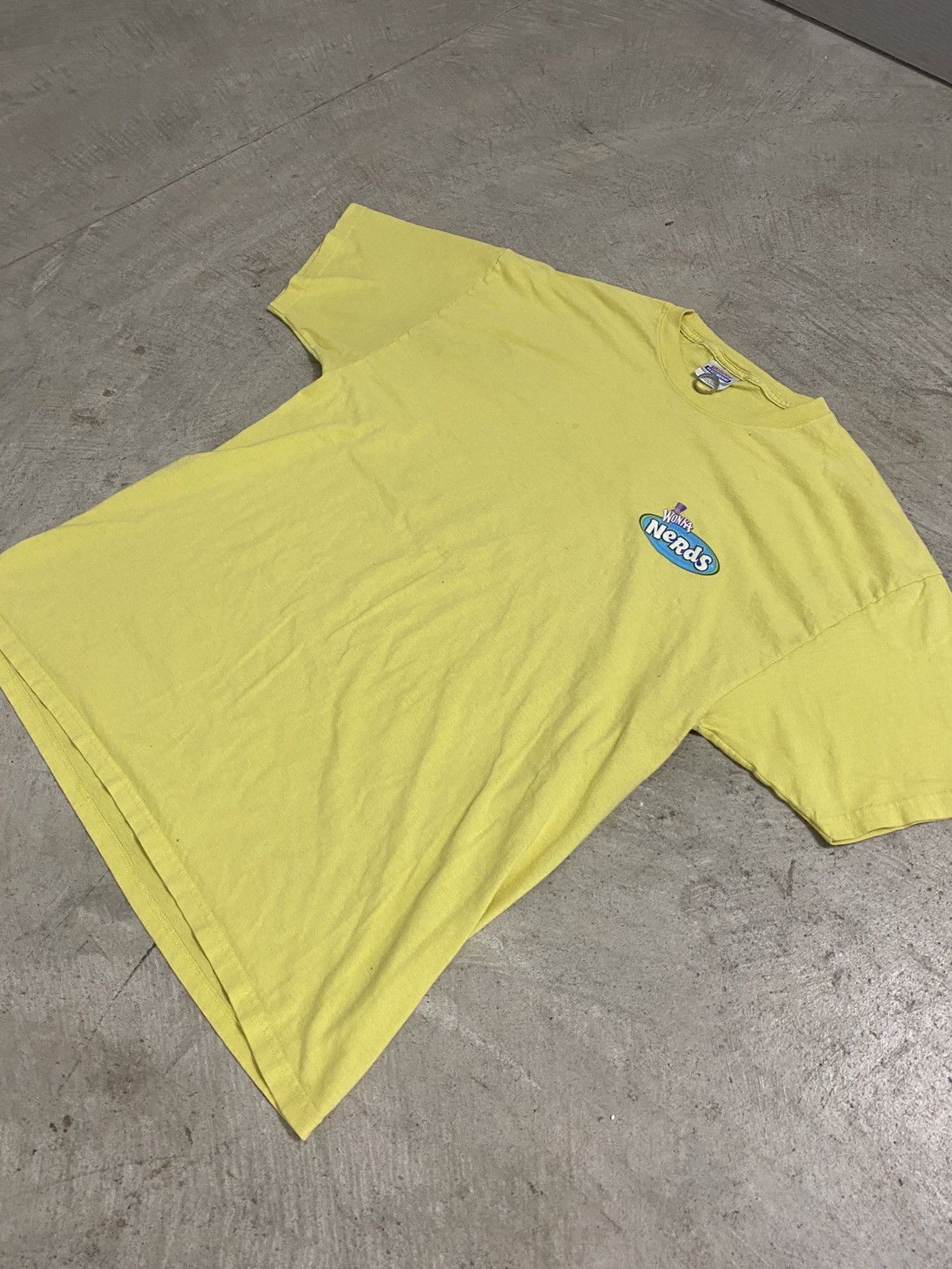 Hanes Willy Wonka Nerds Wonka Wave Promo TShirt Size US XL / EU 56 / 4 - 1 Thumbnail