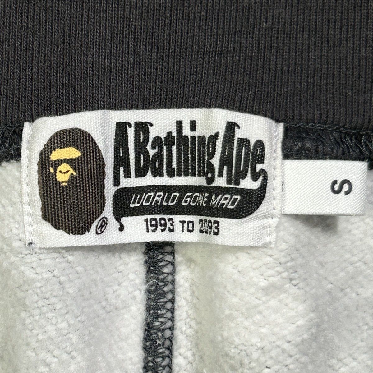 Bape BAPE Sweatpants Size US 30 / EU 46 - 4 Thumbnail