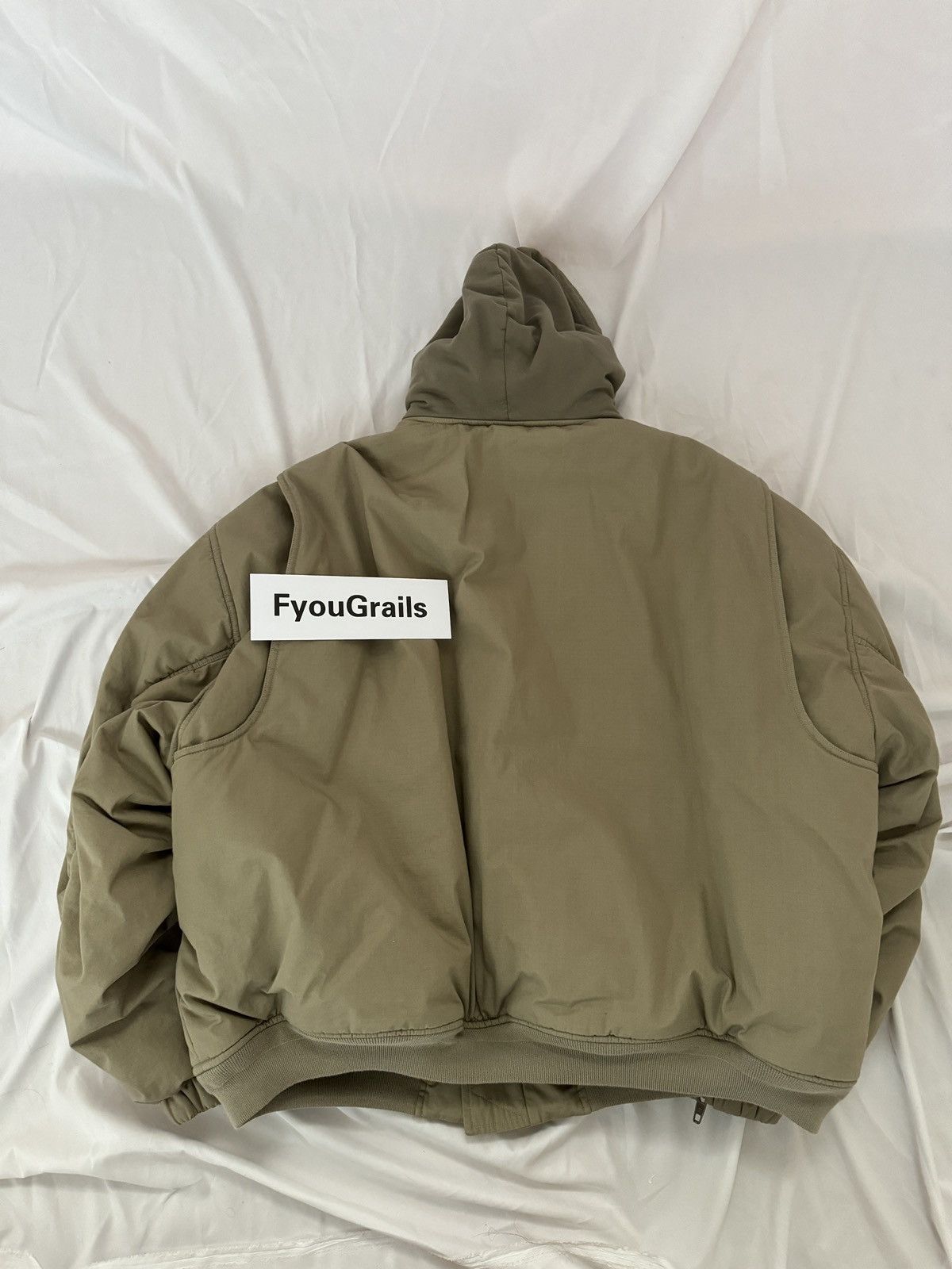 Balenciaga Balenciaga SS22 Unity Bomber beeige, oversized, fur collar Size US XL / EU 56 / 4 - 5 Thumbnail