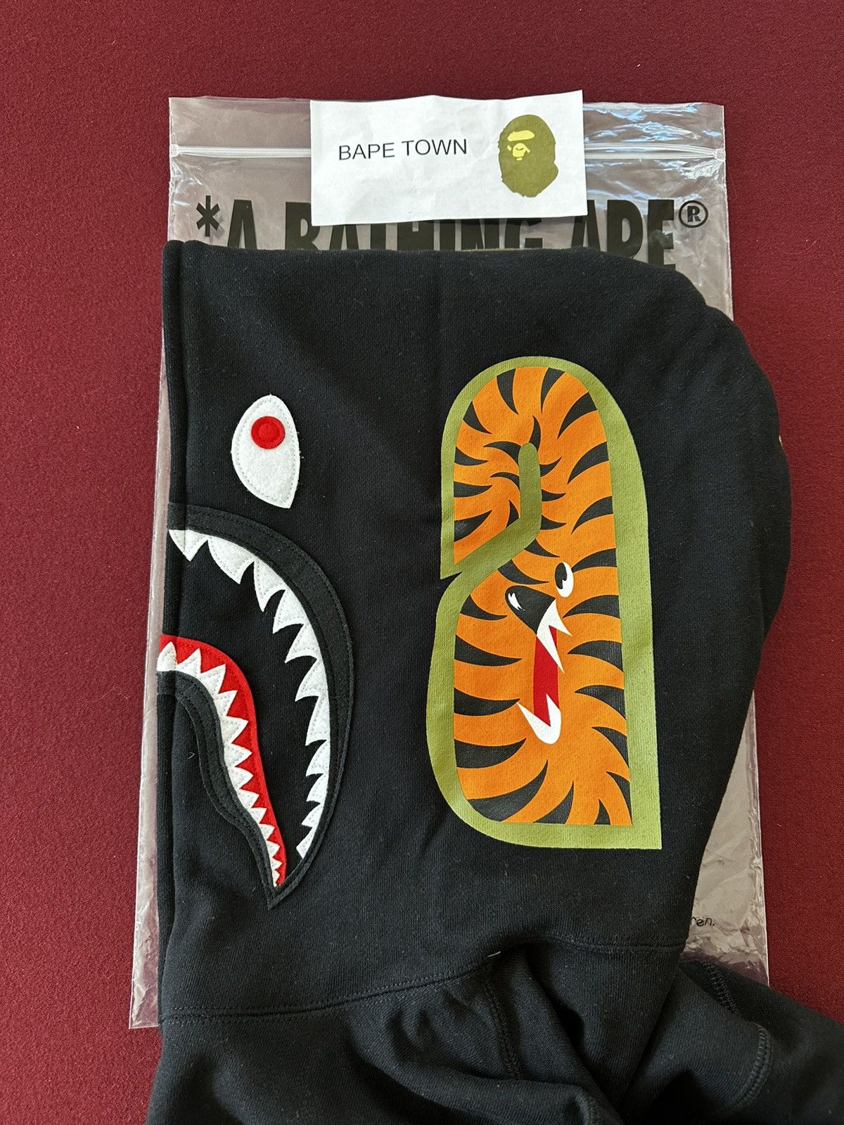 Bape 1ST CAMO SHARK FULL ZIP HOODIE (BLACK) Size US M / EU 48-50 / 2 - 3 Thumbnail