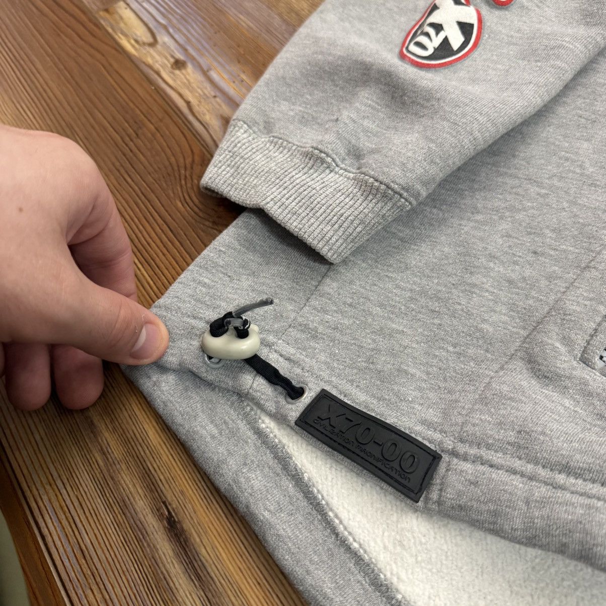 Quiksilver Vintage Quicksilver X70 Surf Grey Quad Hit Hoodie Sweatshirt Size US L / EU 52-54 / 3 - 4 Thumbnail
