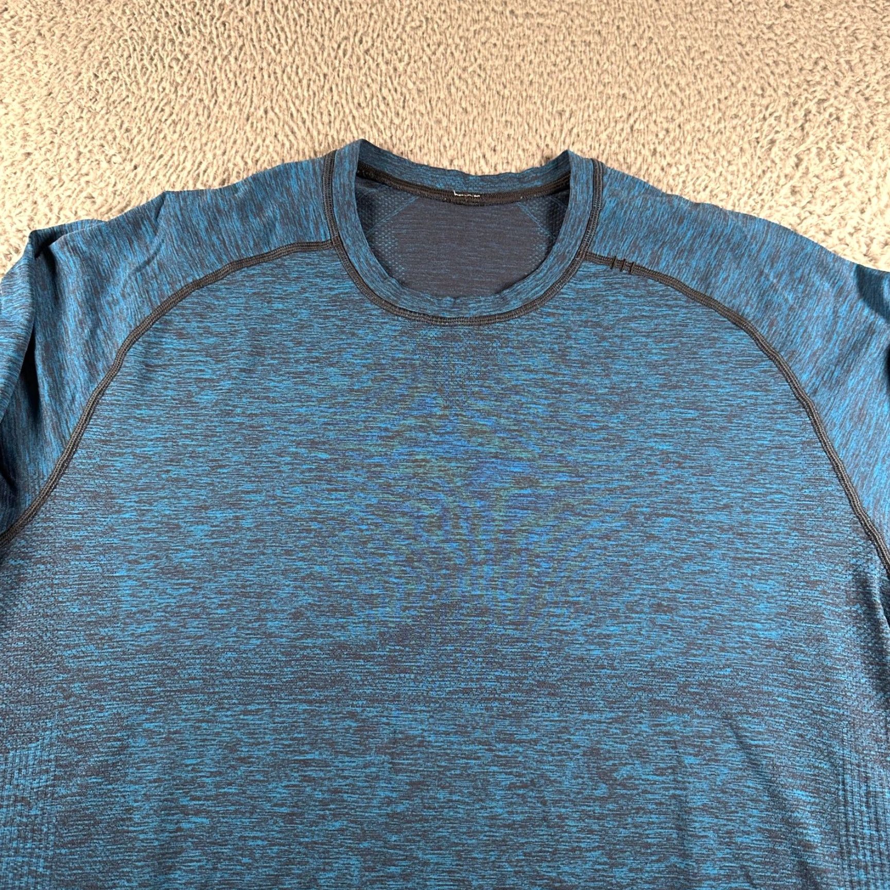 Lululemon Lululemon Long Sleeve Shirt Mens XL Blue Heather Thumbhole Pullover Raglan Crew Neck Pullover Shirt Raglan Heathered Vintage No Size US XL / EU 56 / 4 - 2 Thumbnail