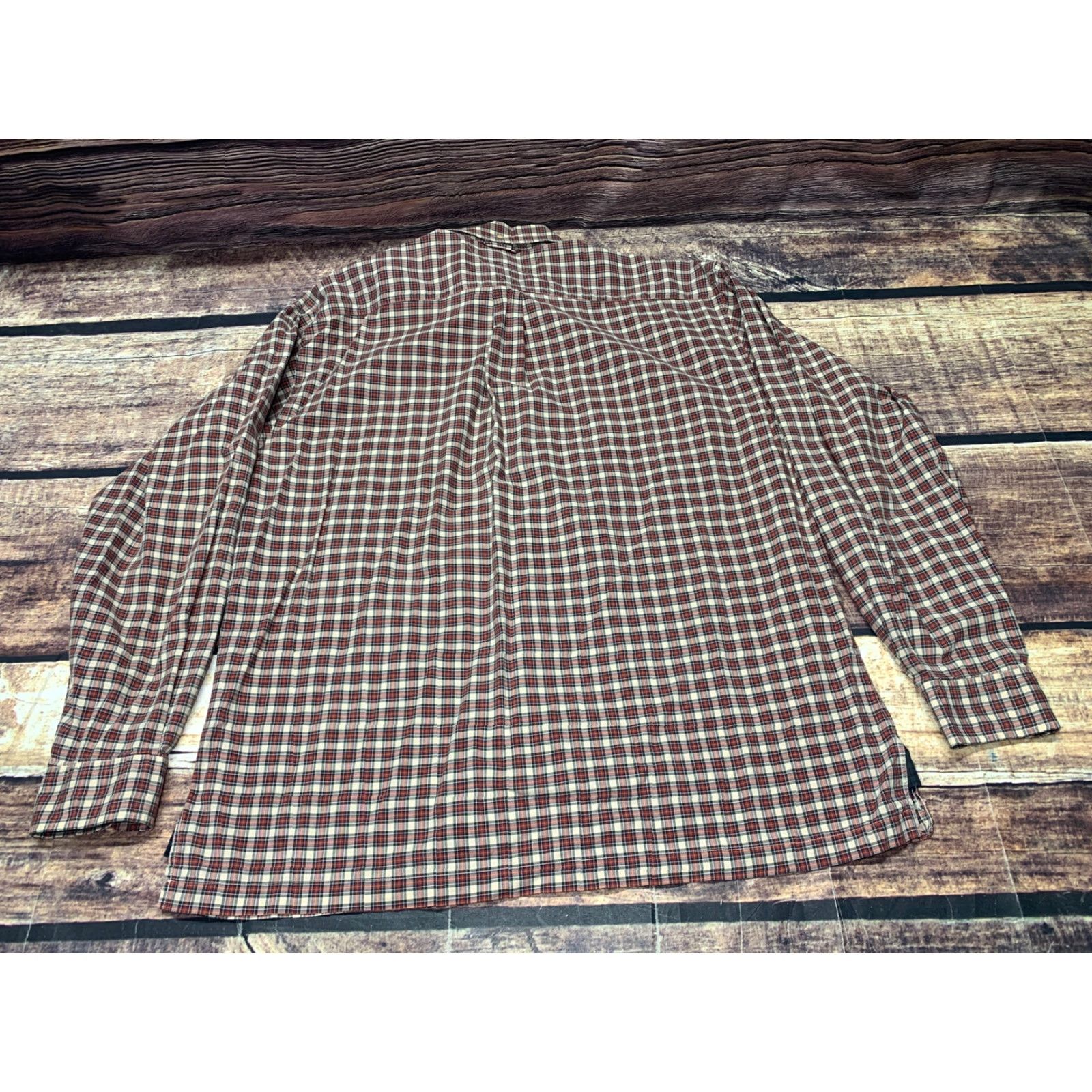 Tommy Hilfiger Tommy Hilfiger Men's Shirt Large Red White Green Plaid Long Sleeve Button-Up Size US L / EU 52-54 / 3 - 2 Thumbnail