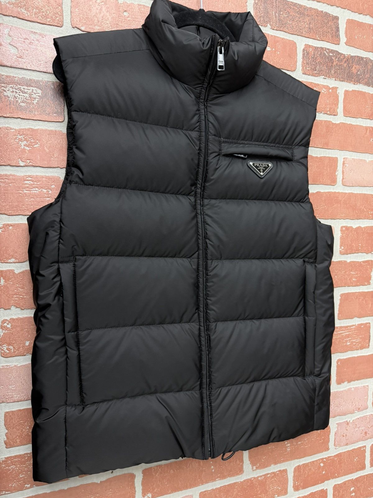 Prada Size M/48 - Prada Padded Re-Nylon Vest Size US M / EU 48-50 / 2 - 2 Thumbnail