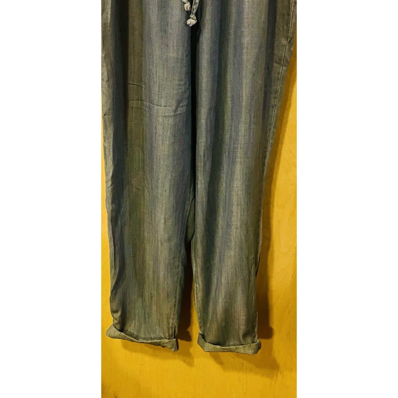 Knox Rose Romper Jumper Sz Medium NWT Jean Look Jumpsuit