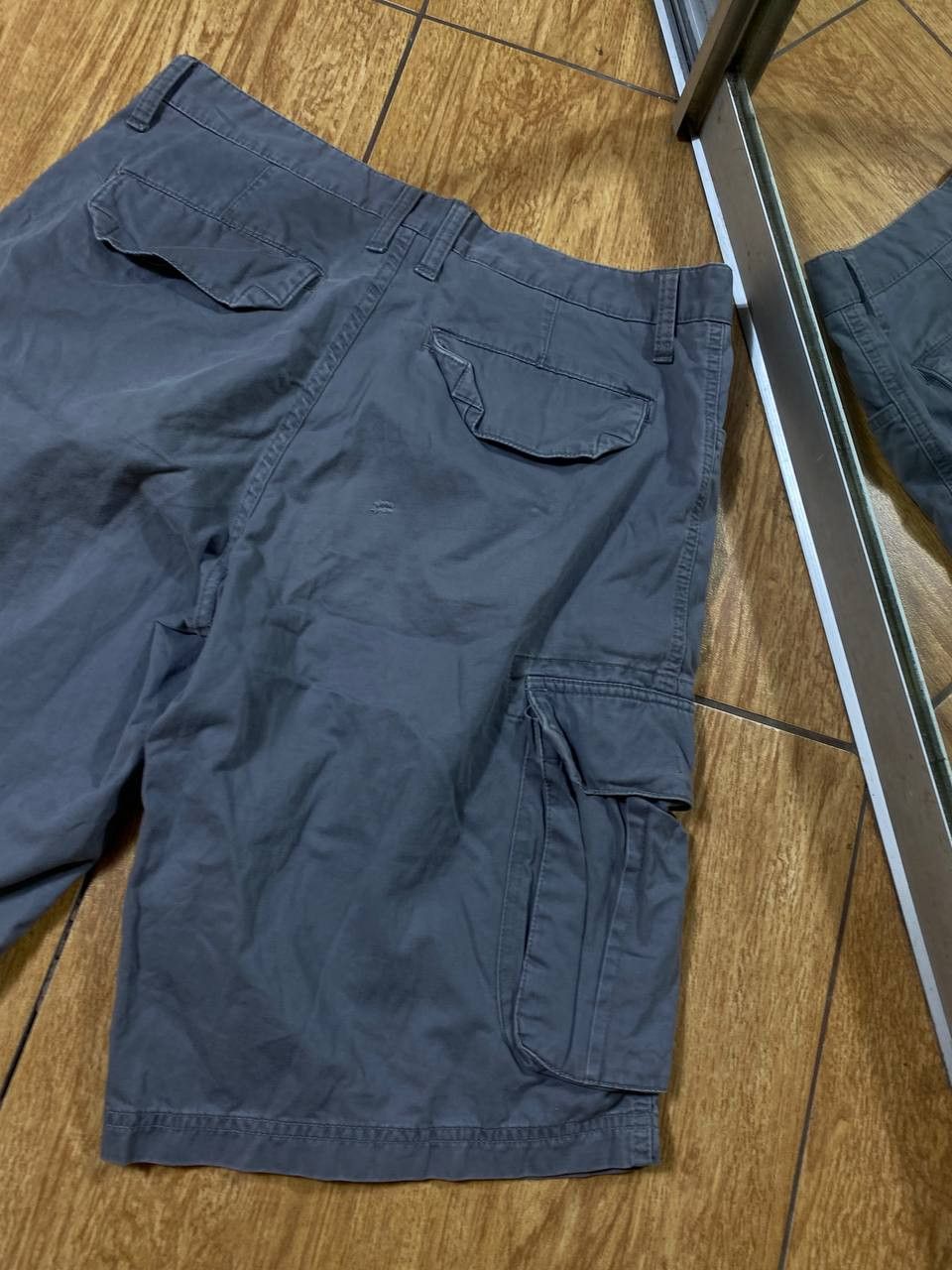 Oakley 90's Oakley cargo shorts - 33 Size US 33 - 17 Thumbnail