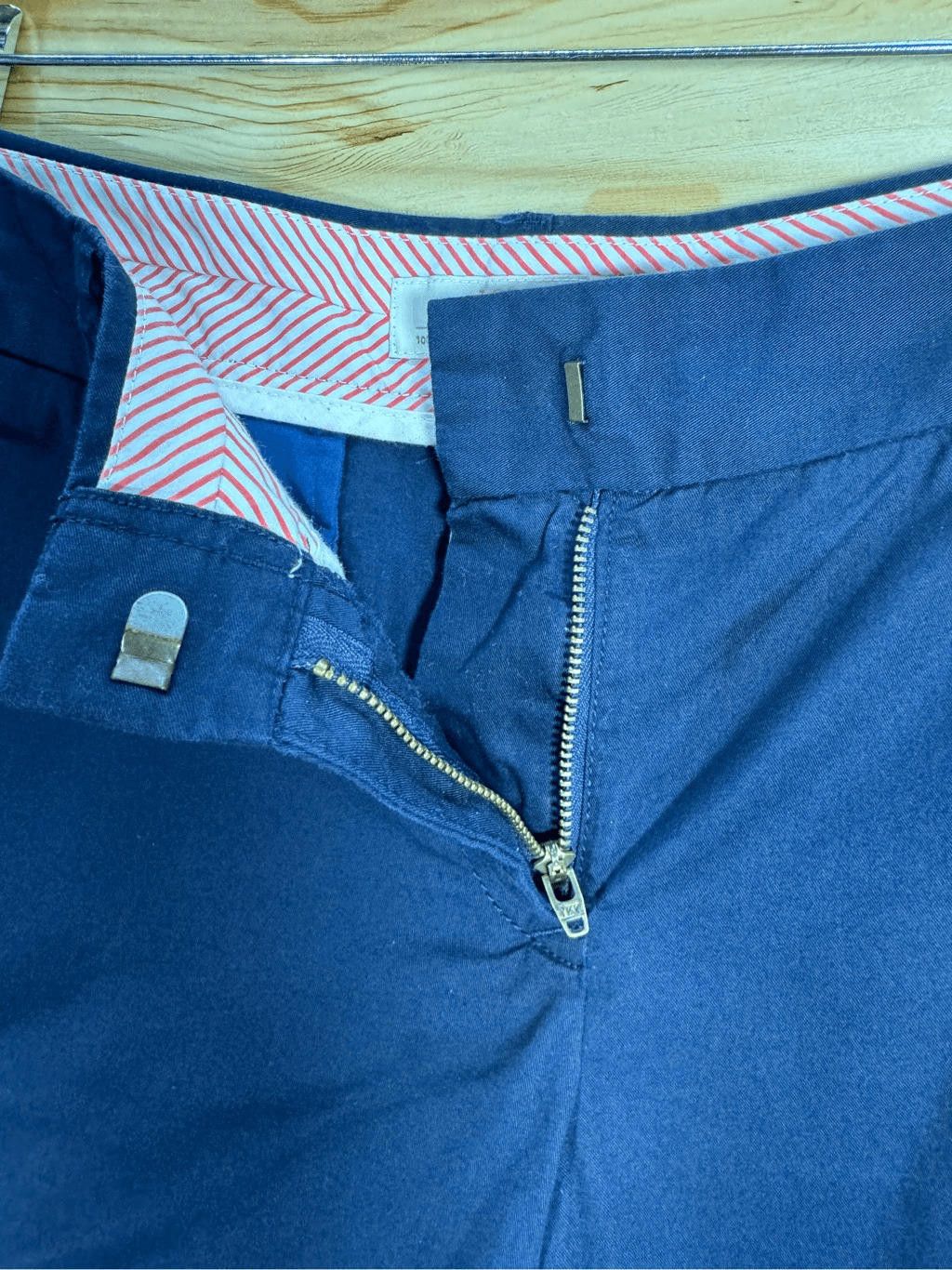 J.Crew J.Crew Factory Women's Size 10 Navy Blue Chino Shorts 5" Size 32" / US 10 / IT 46 - 5 Thumbnail