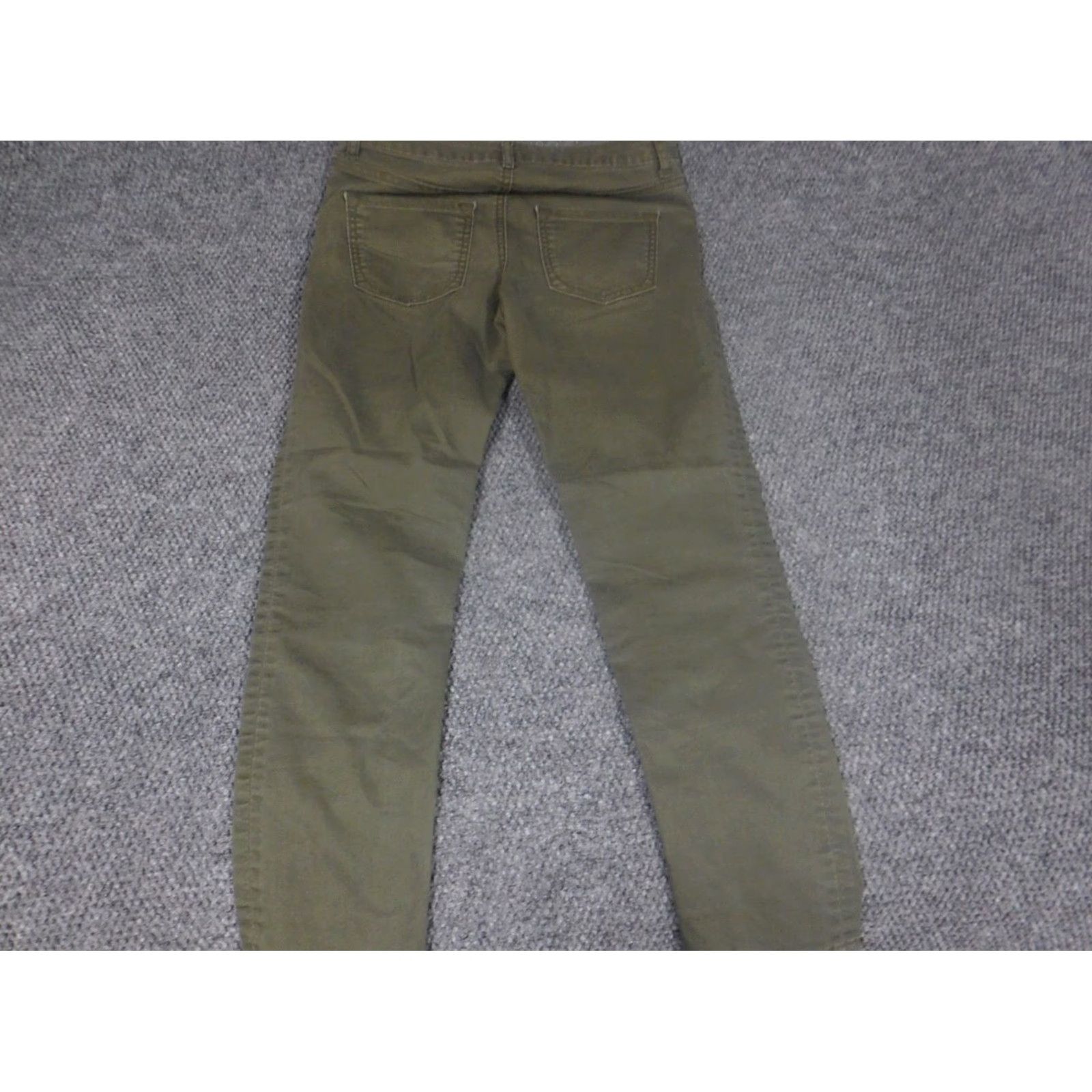 Apt. 9 Apt. 9 Jeans Women Capri Slim Dark Denim 4 Green Capris Stretch Pockets Zipper Slimming Regular Inseam 26" Size 27" / US 4 / IT 40 - 6 Thumbnail