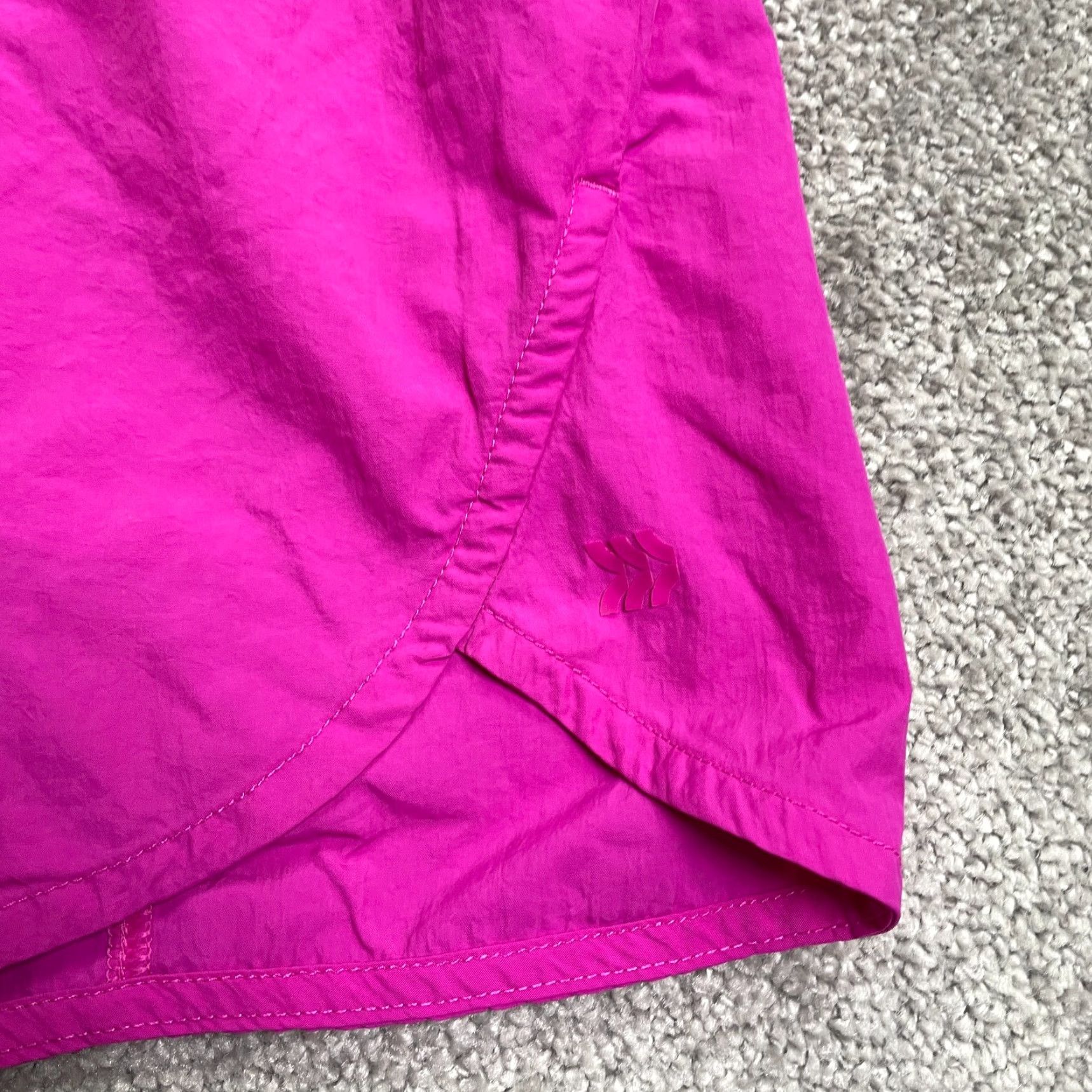 Vintage All In Motion Womens Shorts Athletic Purple 30x2 Medium Size Purple Nylon 100% Breathable Regular Waist) Size 32" / US 10 / IT 46 - 3 Thumbnail
