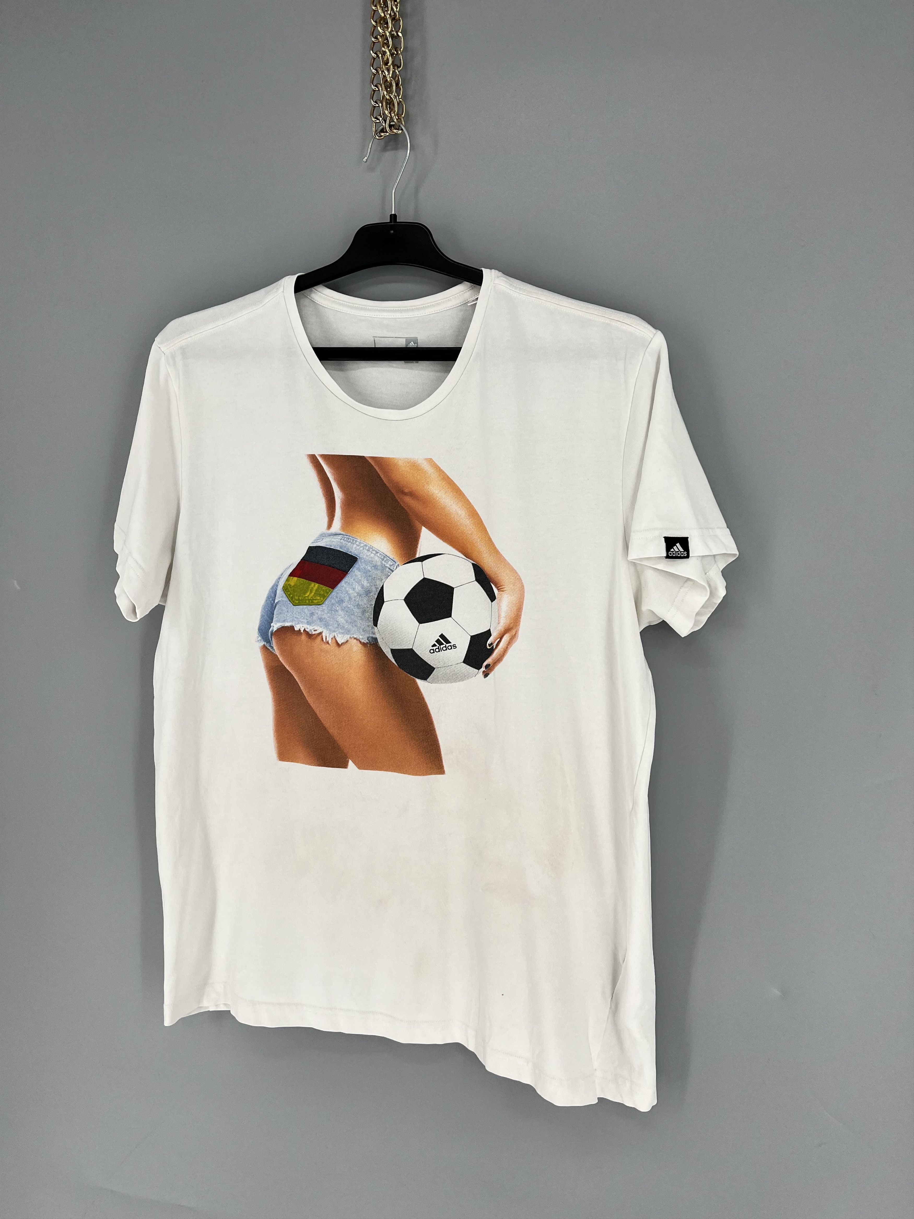 Adidas Adidas EURO 16 Tee Summer Fan white Size L Sexy Girl Size US L / EU 52-54 / 3 - 3 Thumbnail