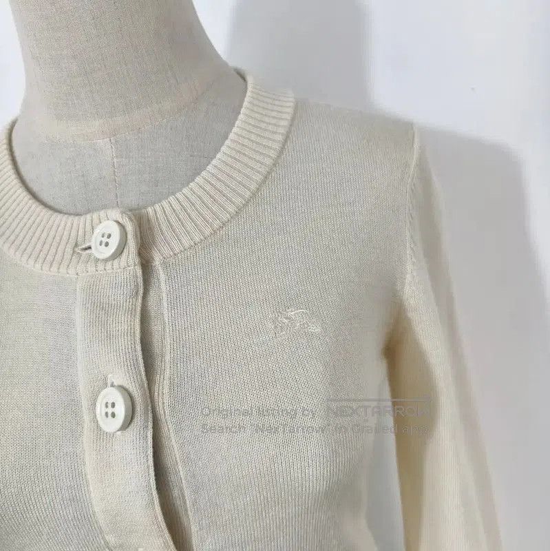 Other Burberry Women's Beige Wool Cardigan for Spring. Size M / US 6-8 / IT 42-44 - 2 Thumbnail