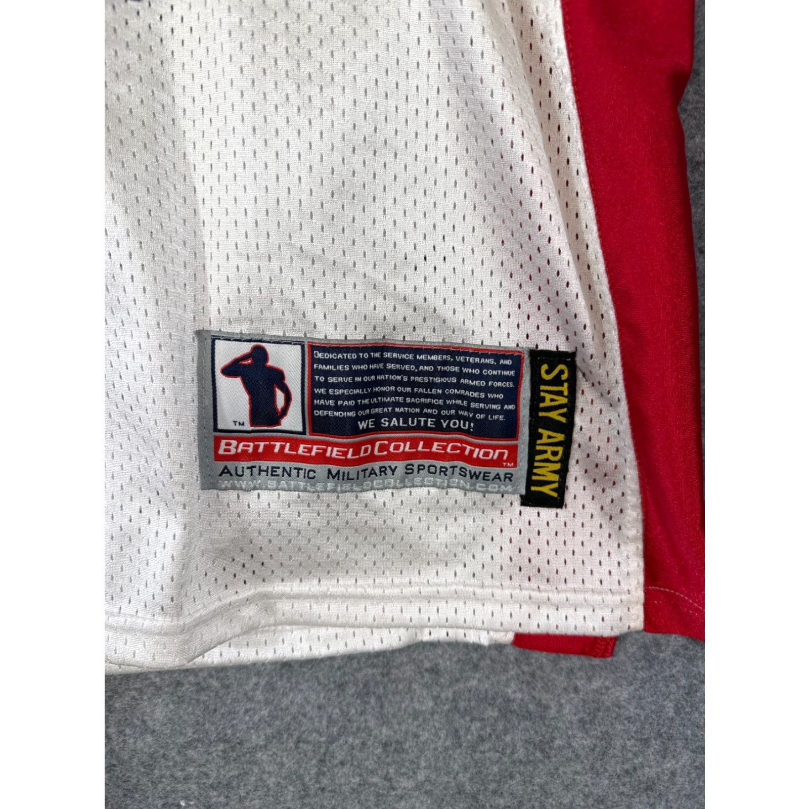 Vintage VINTAGE Battlefield Collection US Army 7 ID 7th Infantry Division Jersey Men L Red White Size US L / EU 52-54 / 3 - 7 Thumbnail