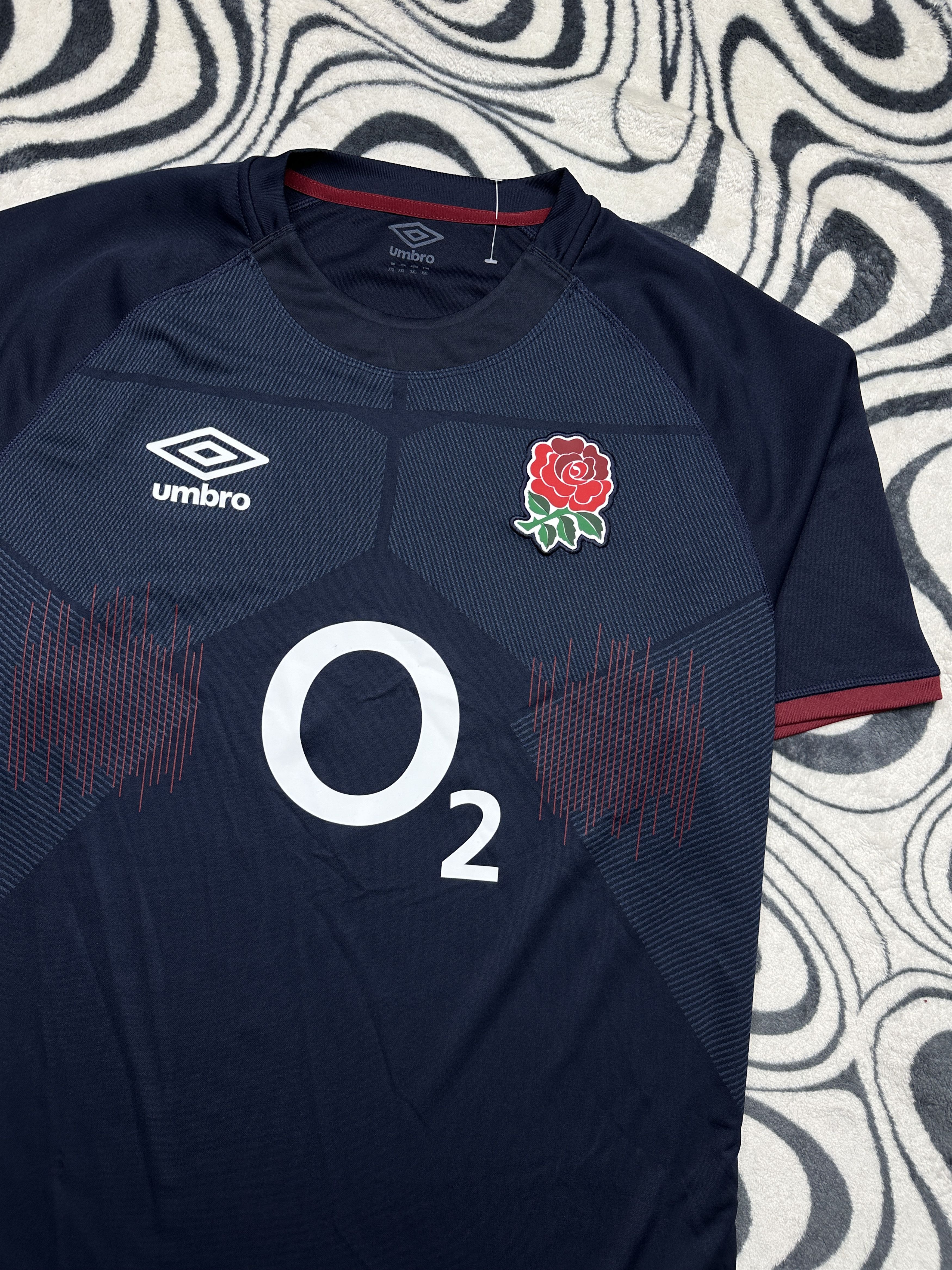 Umbro Umbro O2 Mens Rugby Jersey T-Shirt Size US XXL / EU 58 / 5 - 2 Thumbnail