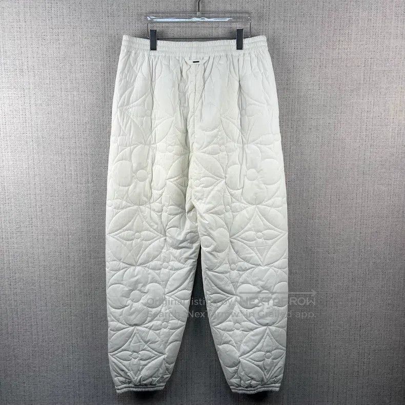 Louis Vuitton Louis Vuitton Embossed print padded sweatpants Size US 44 / EU 60 - 3 Thumbnail