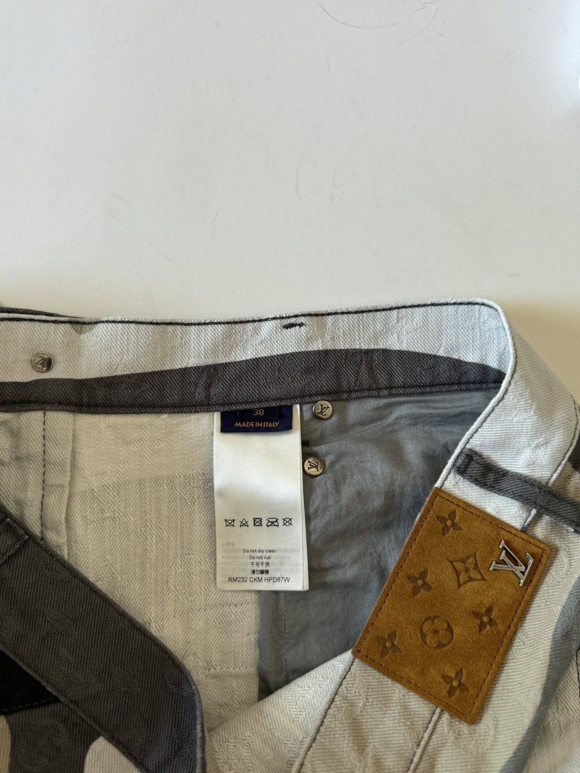 Louis Vuitton Louis Vuitton Patchworked Portrait Jeans Size US 38 / EU 54 - 6 Thumbnail