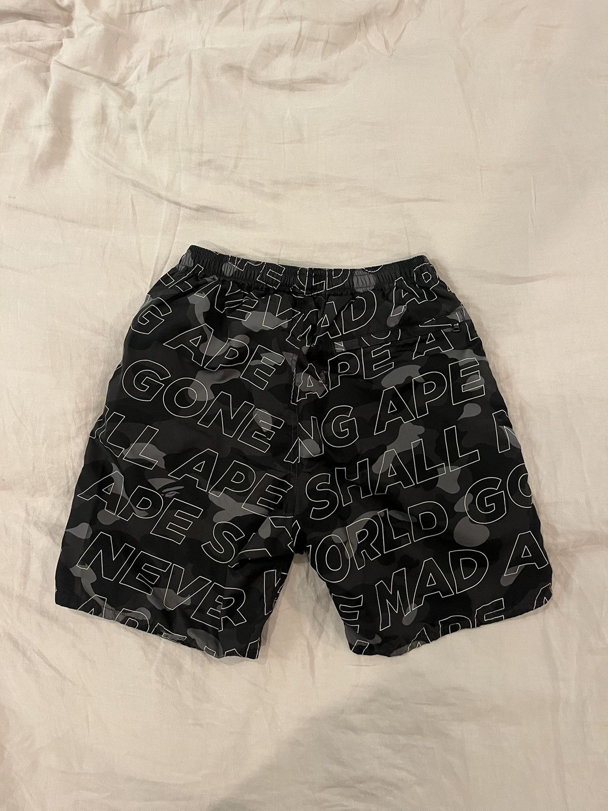 Bape Text Color Camo Beach Shorts Size US 32 / EU 48 - 2 Thumbnail