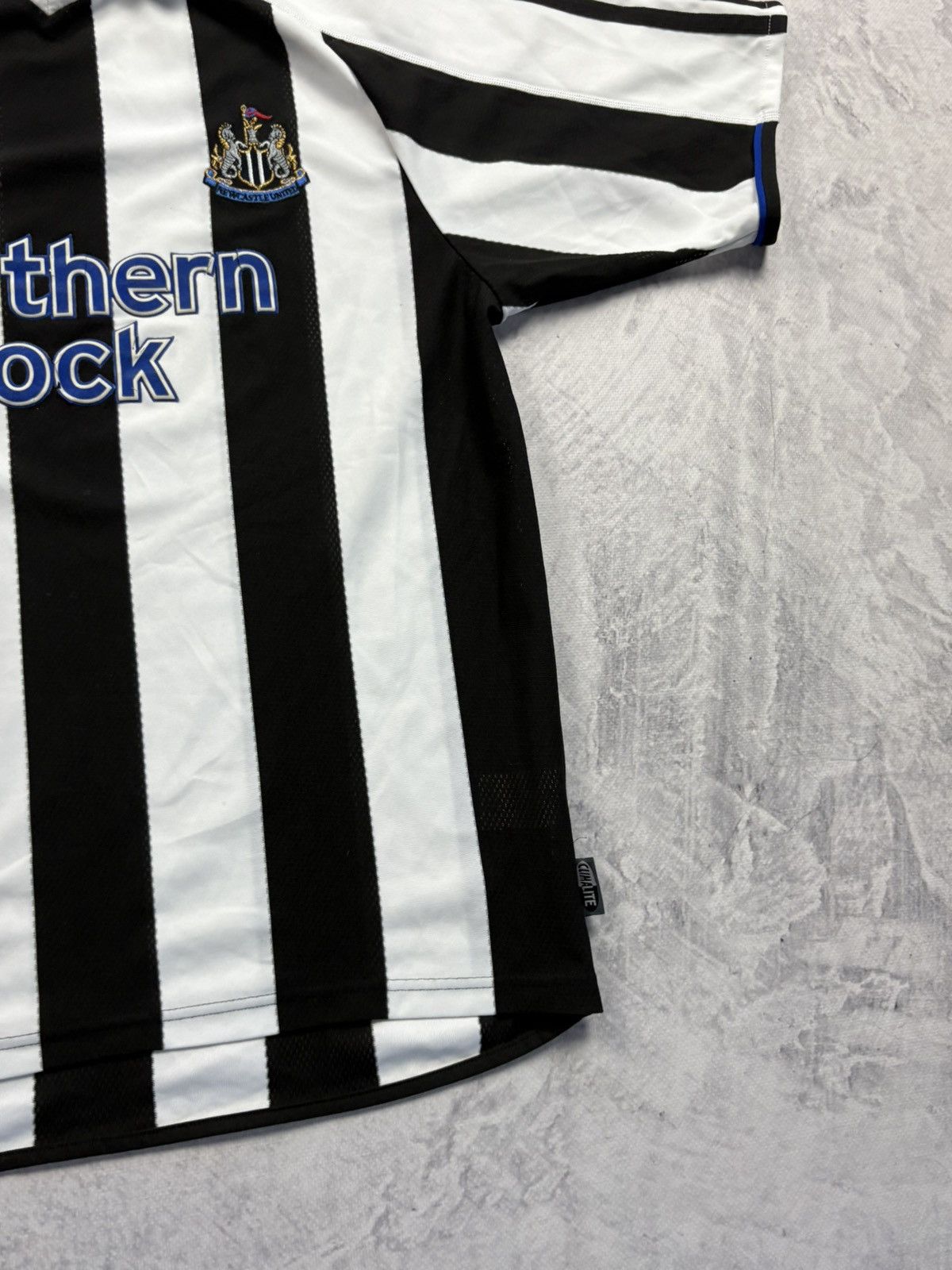 Adidas Newcastle United 03/05 Football Jersey retro premier League Size US M / EU 48-50 / 2 - 4 Thumbnail