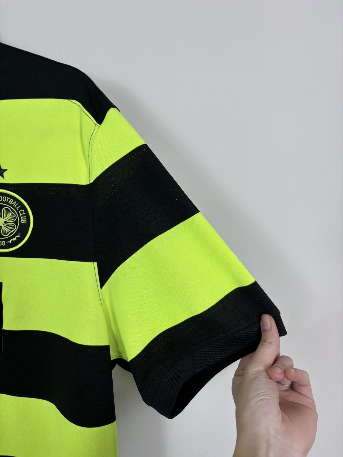 Nike Nike Celtic FC 2009/2011 Away Football Soccer Jersey Shirt Size US XL / EU 56 / 4 - 6 Thumbnail