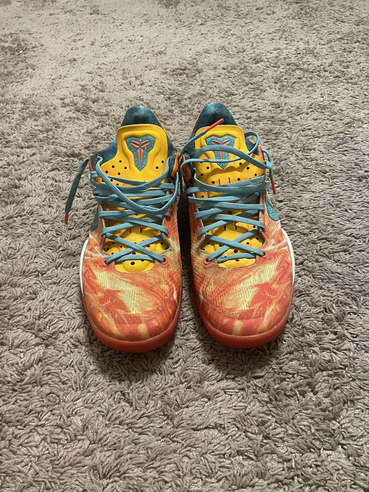 Nike 72 size 8 deals