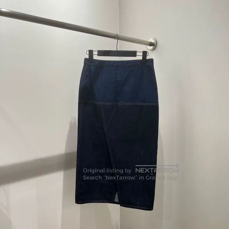 Fendi Fendi Color-Blocked High-Waist Logo Denim Long Skirt Size 25" / US 0 / IT 36 - 1 Thumbnail