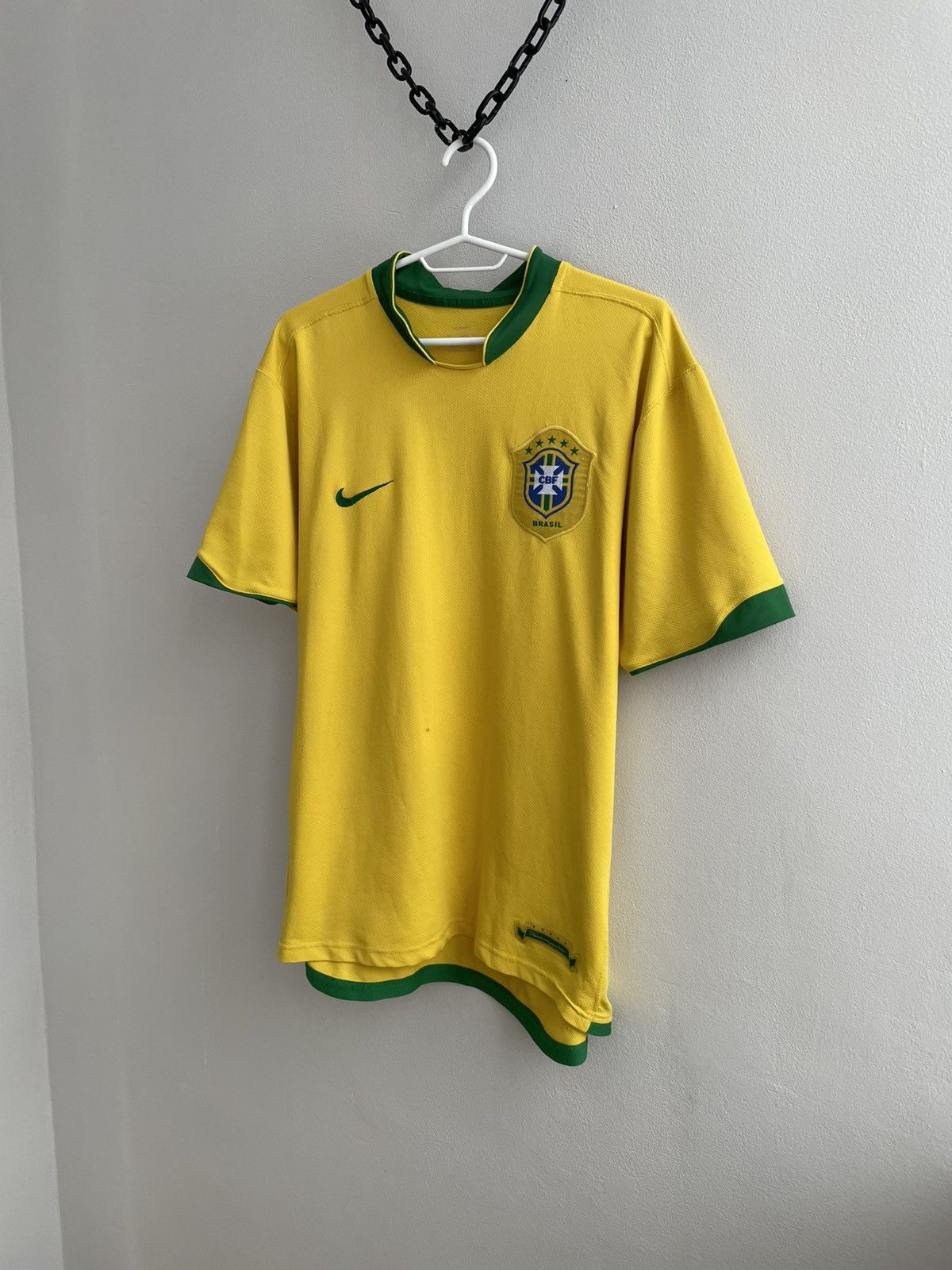 Nike Brazil 2006 2007 Home Football Shirt Soccer Jersey Nike Sz L Size US L / EU 52-54 / 3 - 2 Thumbnail