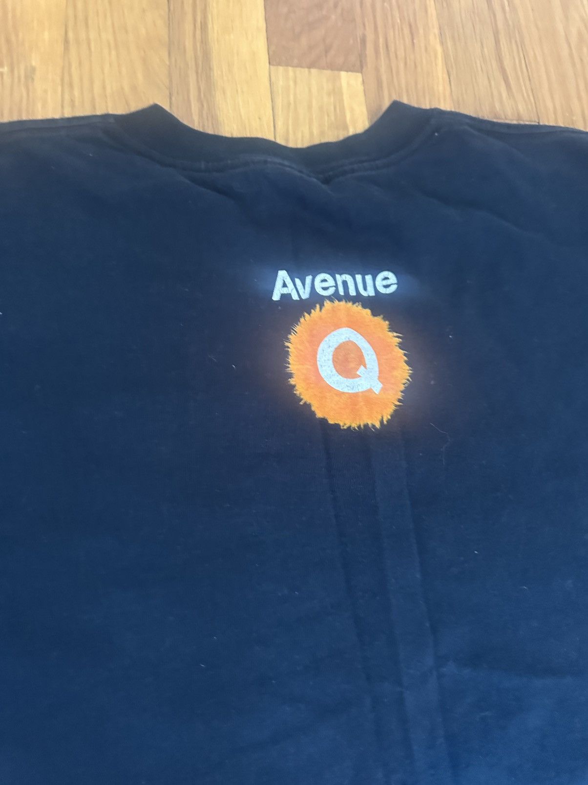 Gildan × Vintage VTG It Sucks to Be Me Avenue Q Musical on Broadway Y2K Vint Size US L / EU 52-54 / 3 - 6 Thumbnail