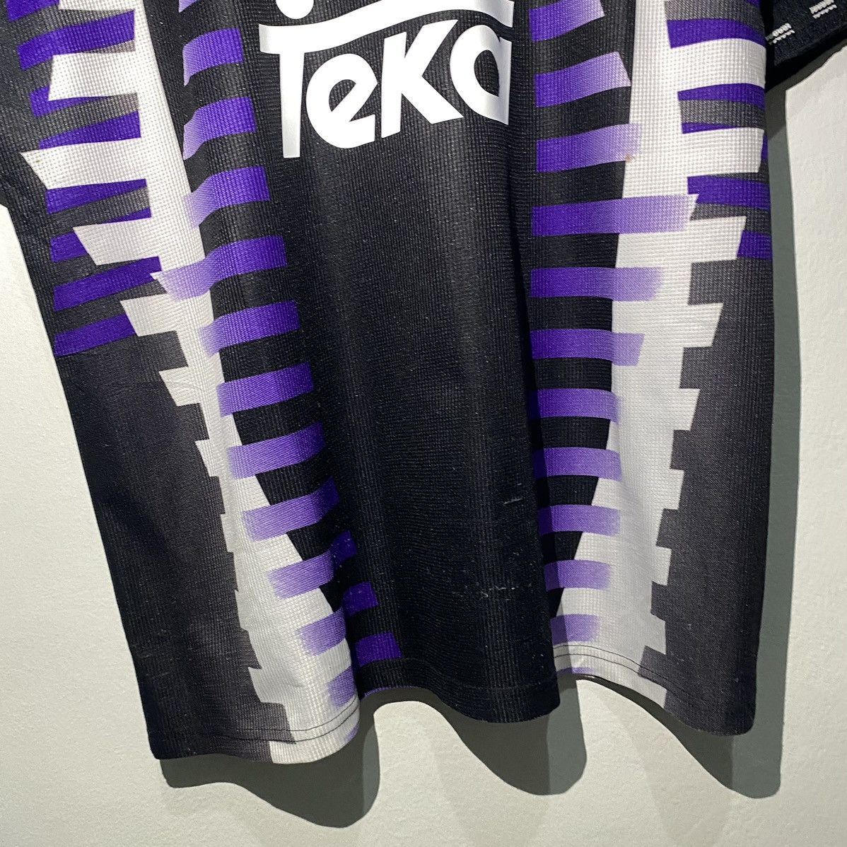 Vintage Real Madrid 1997-98 Third Soccer Jersey - L Size US L / EU 52-54 / 3 - 7 Thumbnail