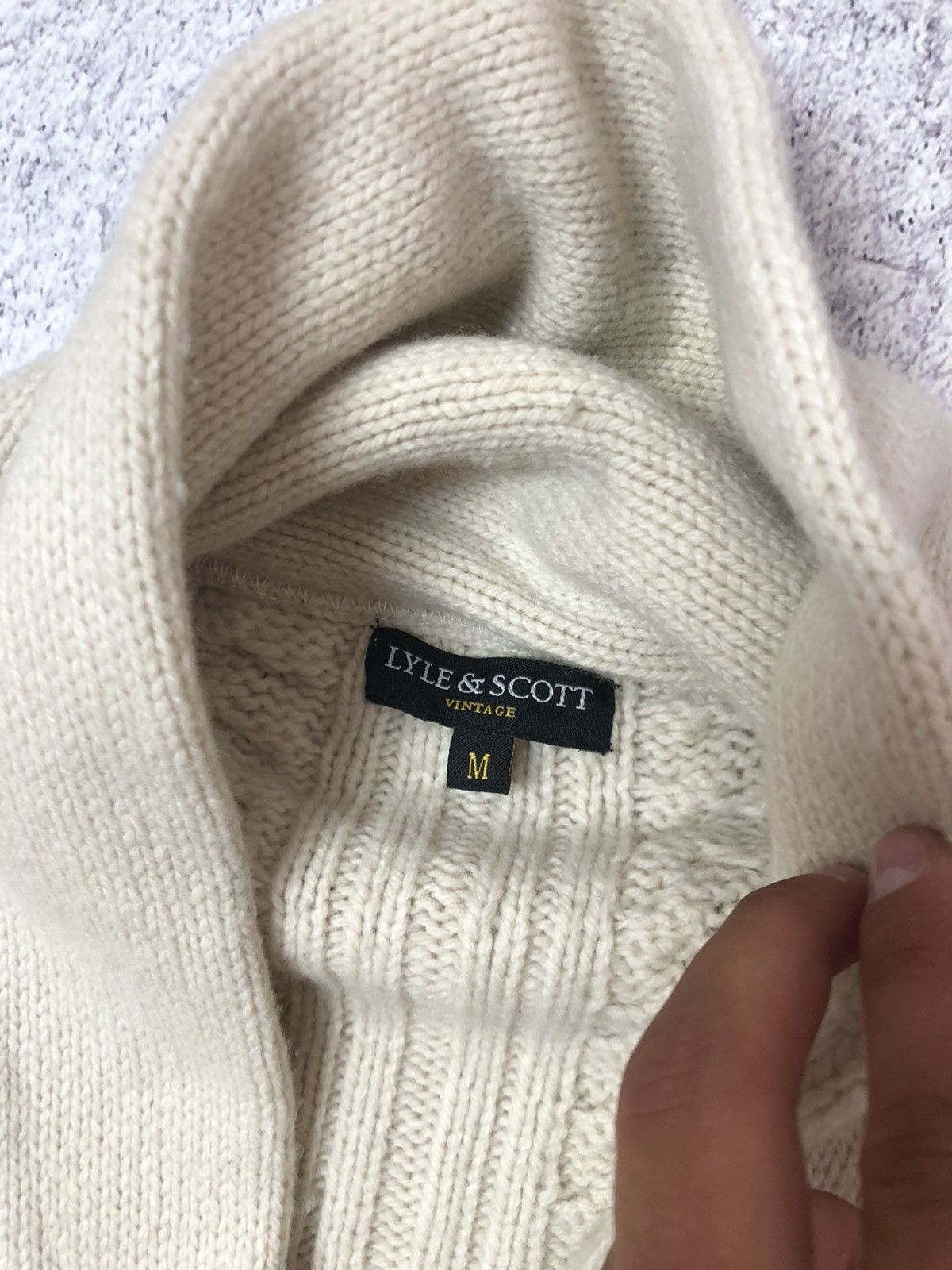 Lyle & Scott Men’s sweater Lyle&Scott vintage size M Size US M / EU 48-50 / 2 - 5 Thumbnail