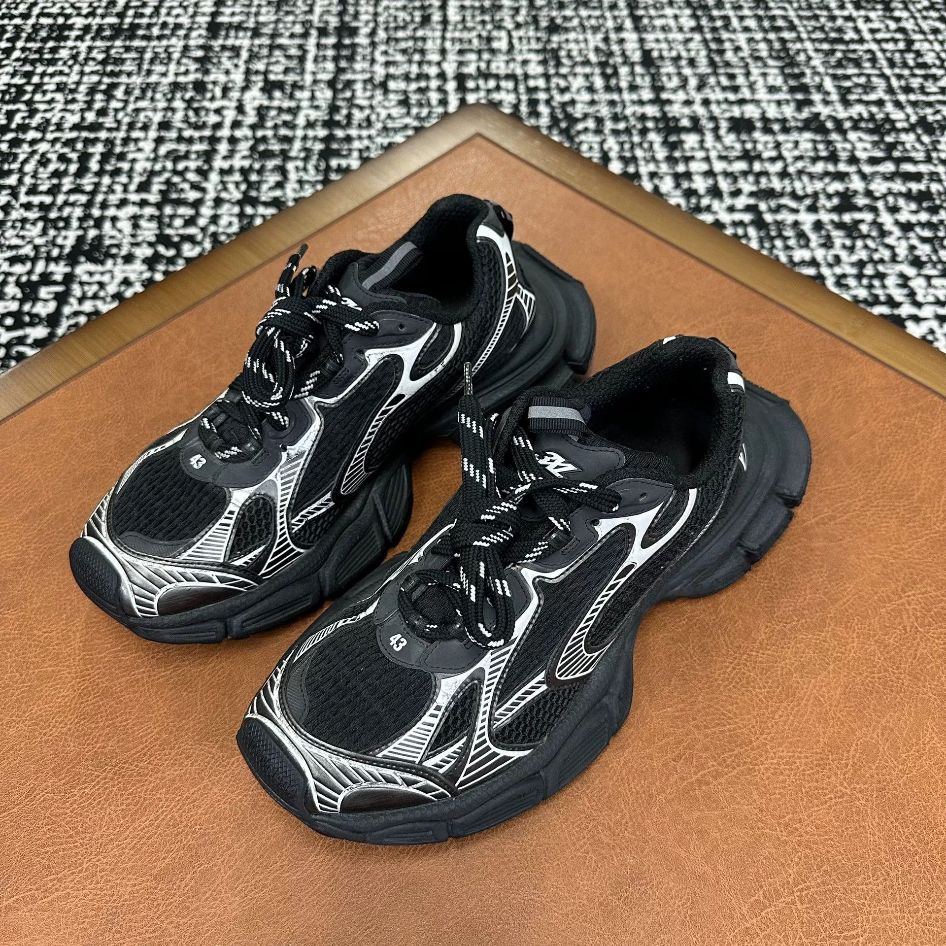 Balenciaga Balenciaga Distressed Silver Lowtop Sneakers 10 Men Size US 10 / EU 43 - 1 Thumbnail