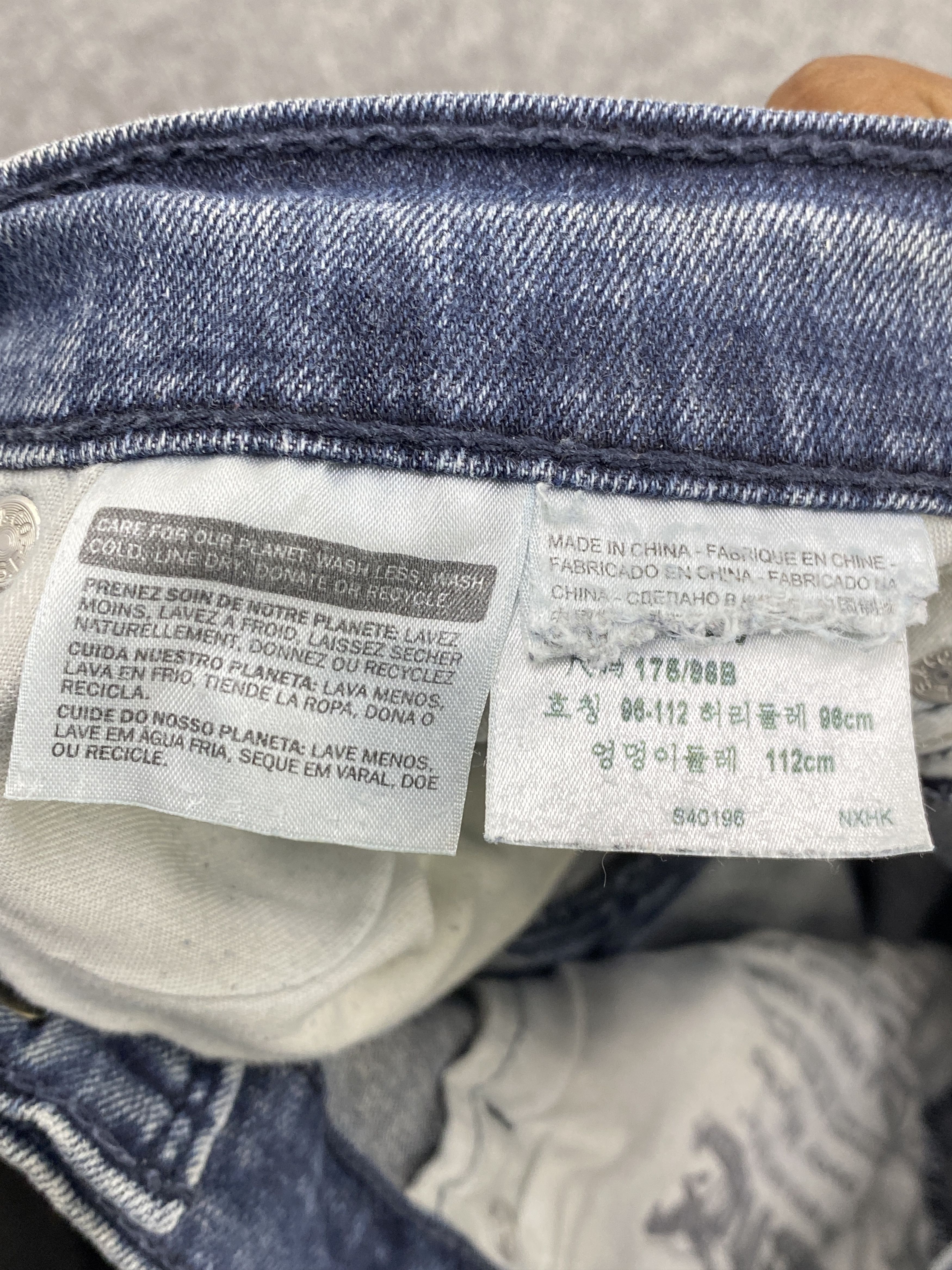 Levi's Stone Wash Vintage Levi's 514 Jeans DP2647 Size US 37 - 7 Thumbnail