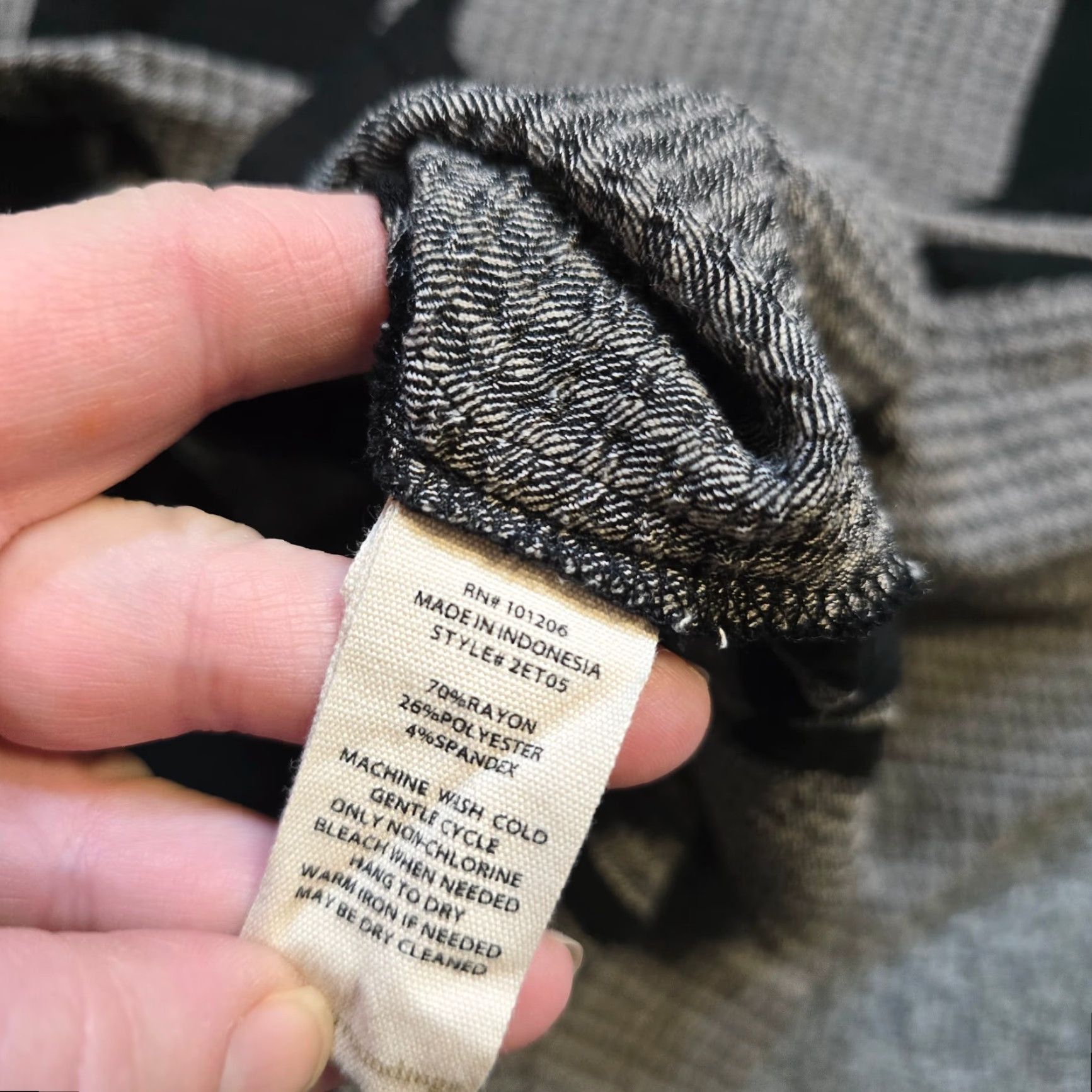 Soft Surroundings Soft Surroundings Shirt Womens Medium Black Thermal Waffle Knit Cowl Neck Casual Zip Pockets Size M / US 6-8 / IT 42-44 - 6 Thumbnail