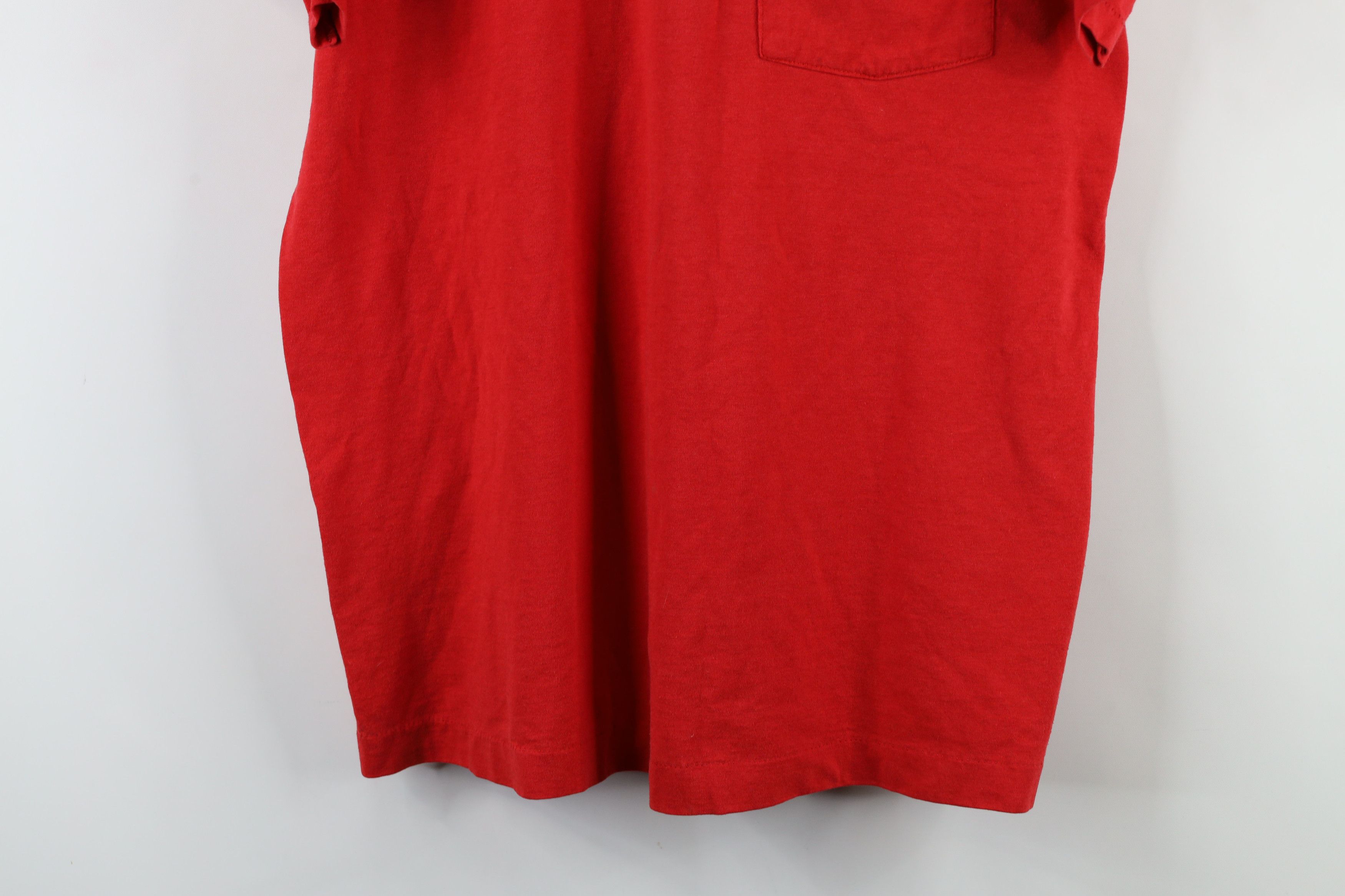 Vintage Vintage 90s Streetwear Blank Pocket T-Shirt Red USA Size US L / EU 52-54 / 3 - 3 Thumbnail