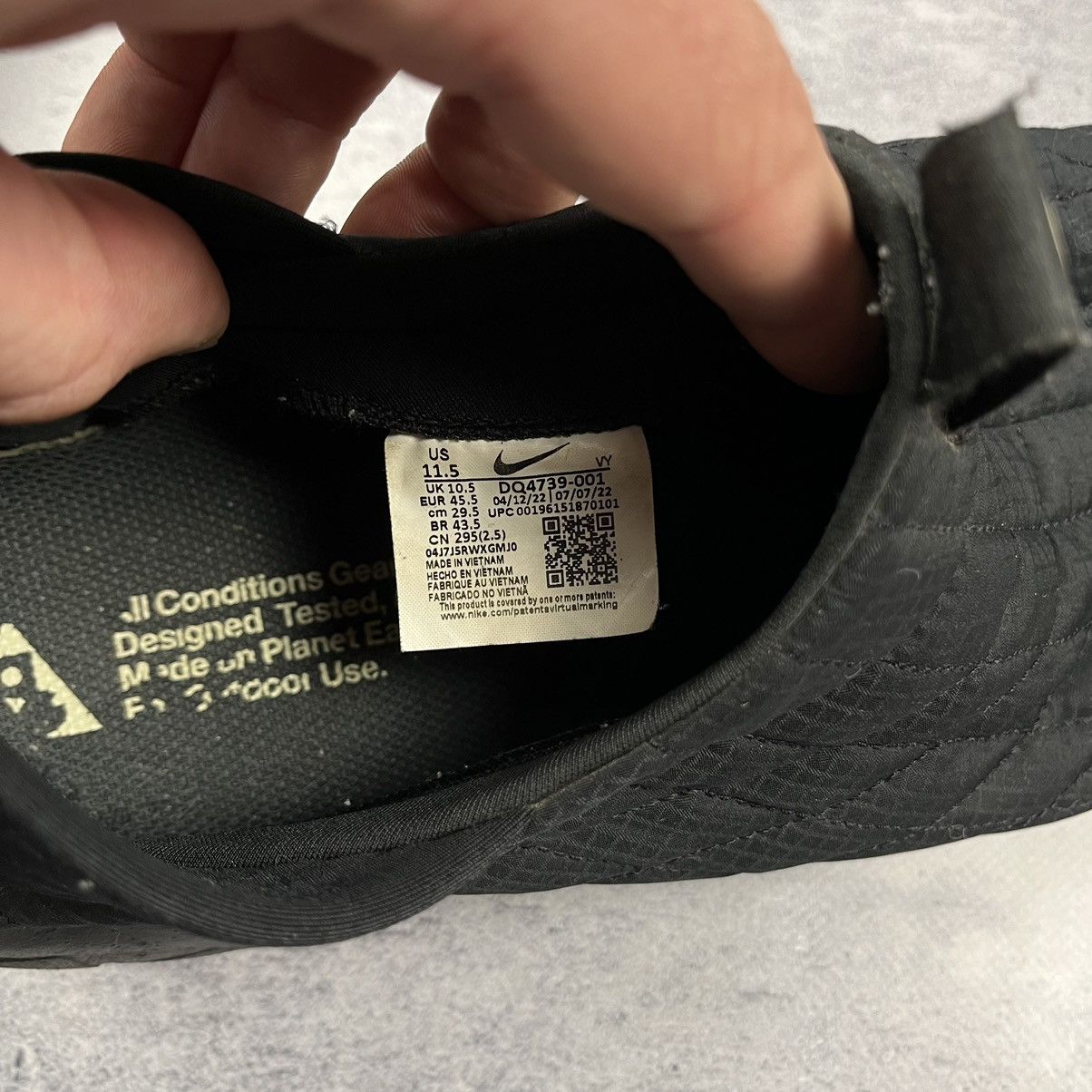 Nike ACG Nike ACG Moc 3.5 black glow barely volt low top sneakers Size US 11.5 / EU 44-45 - 12 Thumbnail