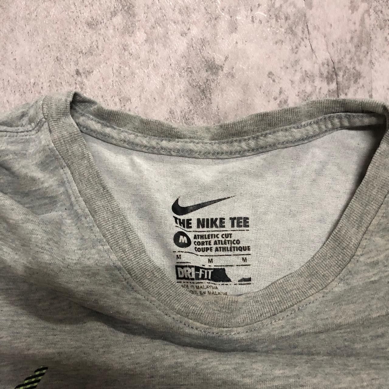 Nike Grey Nike dri-fit t-shirt #NikeTee Size US M / EU 48-50 / 2 - 5 Thumbnail