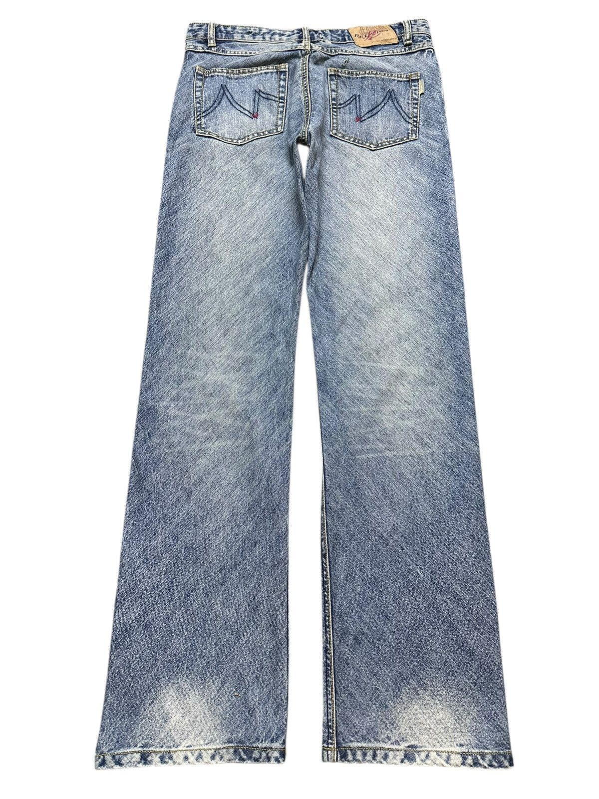 Japanese Brand Vintage Japanese Brand Blue Faded Wash Whiskers Style Jeans Size US 34 / EU 50 - 2 Thumbnail