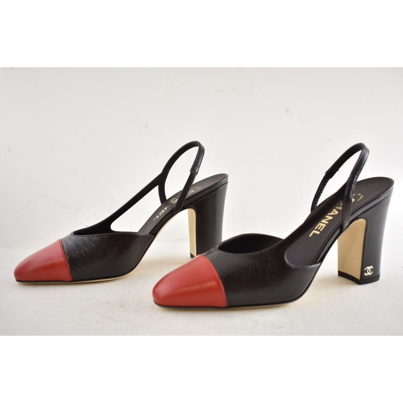 Chanel Chanel 26S Blazy Red CC Slingback Block Heel Pump 36.5c Size US 6.5 / IT 36.5 - 14 Thumbnail