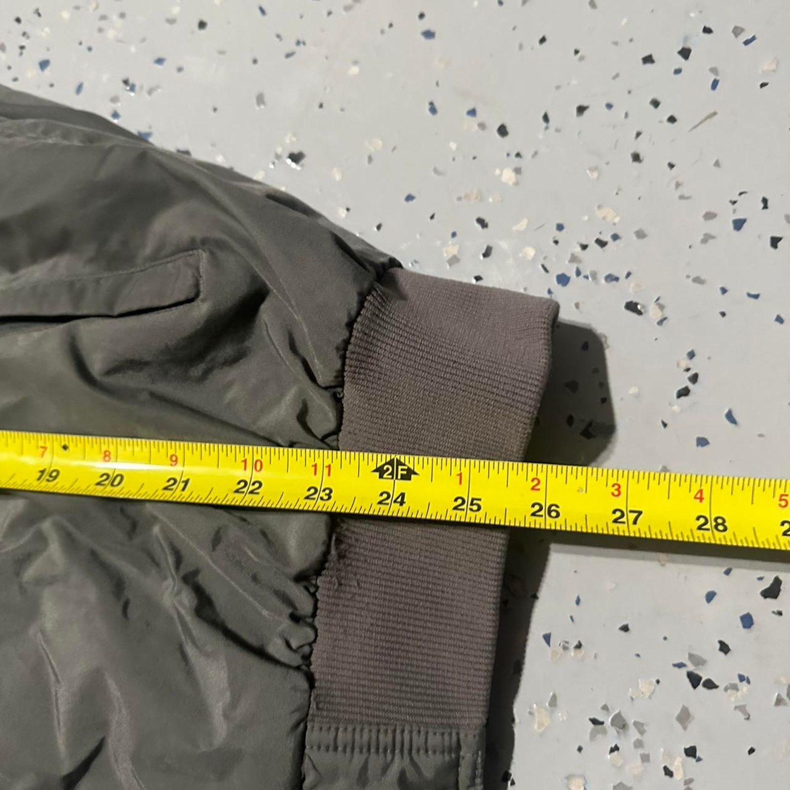 Columbia Vintage Columbia Windbreaker Puffer Zip Up Jacket Size US M / EU 48-50 / 2 - 6 Thumbnail