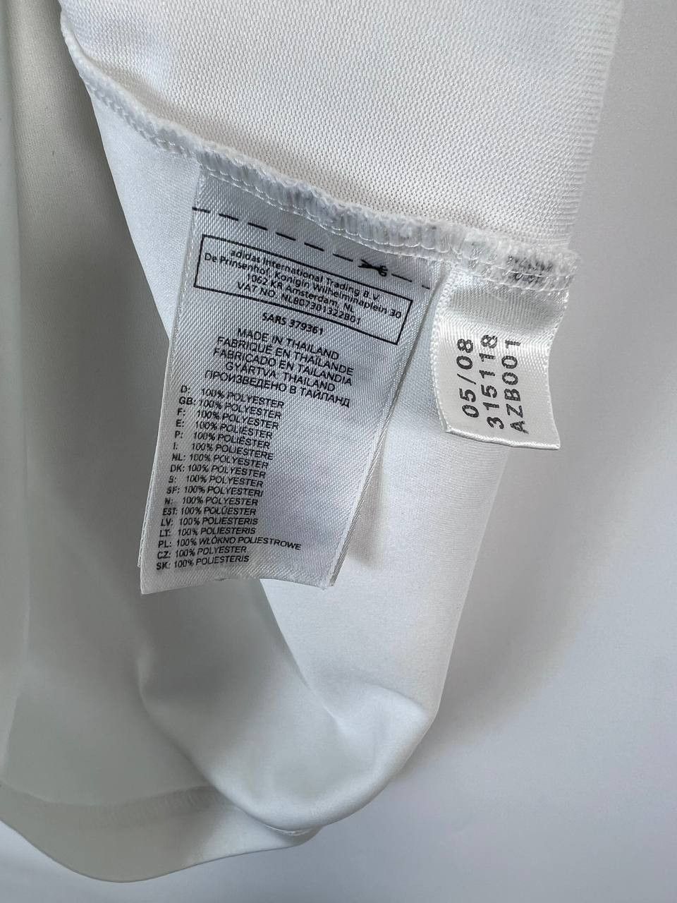 Adidas REAL MADRID 2008 2009 HOME SHIRT SOCCER ADIDAS SIZE M Size US M / EU 48-50 / 2 - 4 Thumbnail