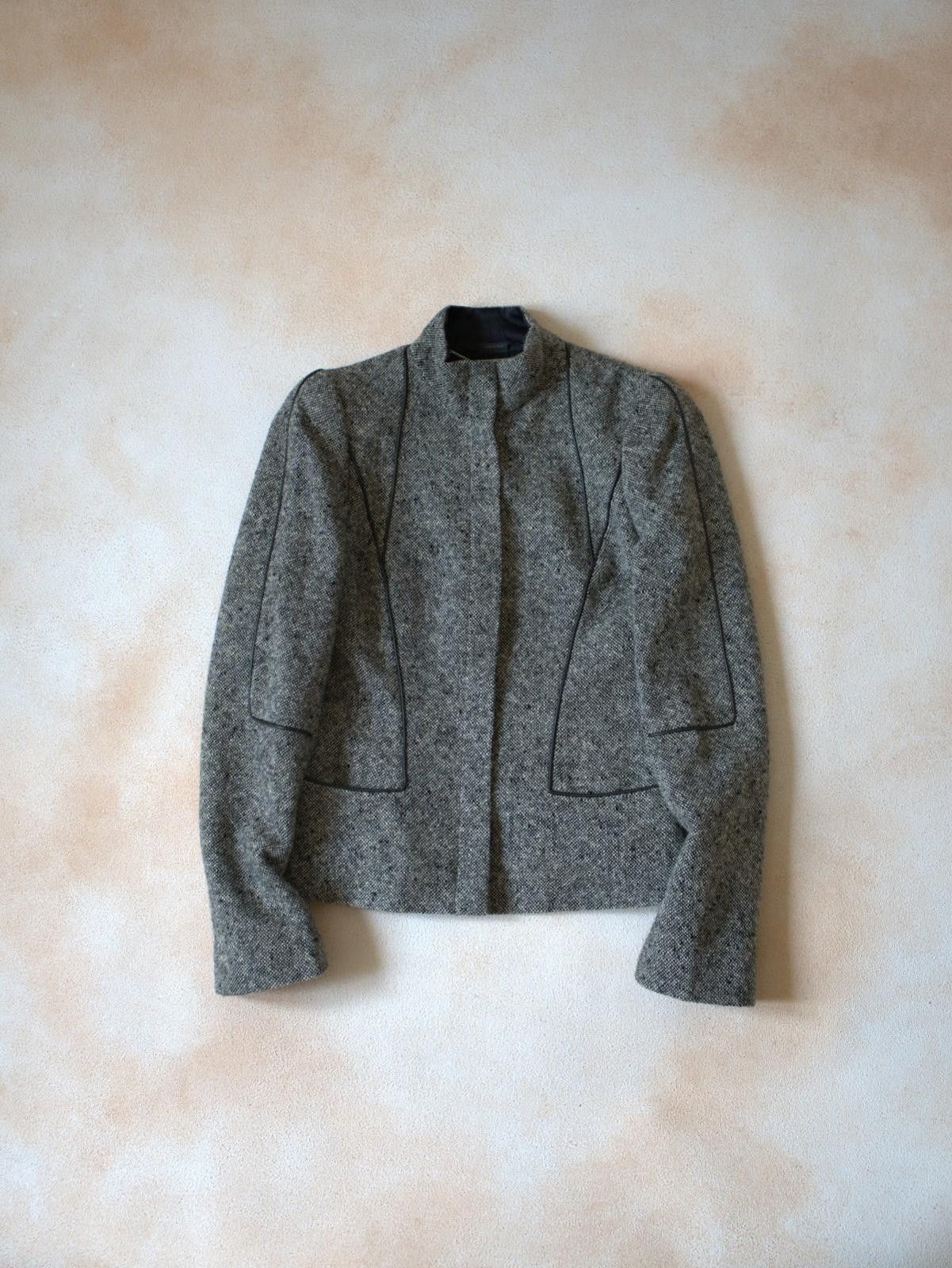 Alexander McQueen F/W 2004 Alexander McQueen Tweed Wool /W Leather Trim Jacket Size S / US 4 / IT 40 - 3 Thumbnail