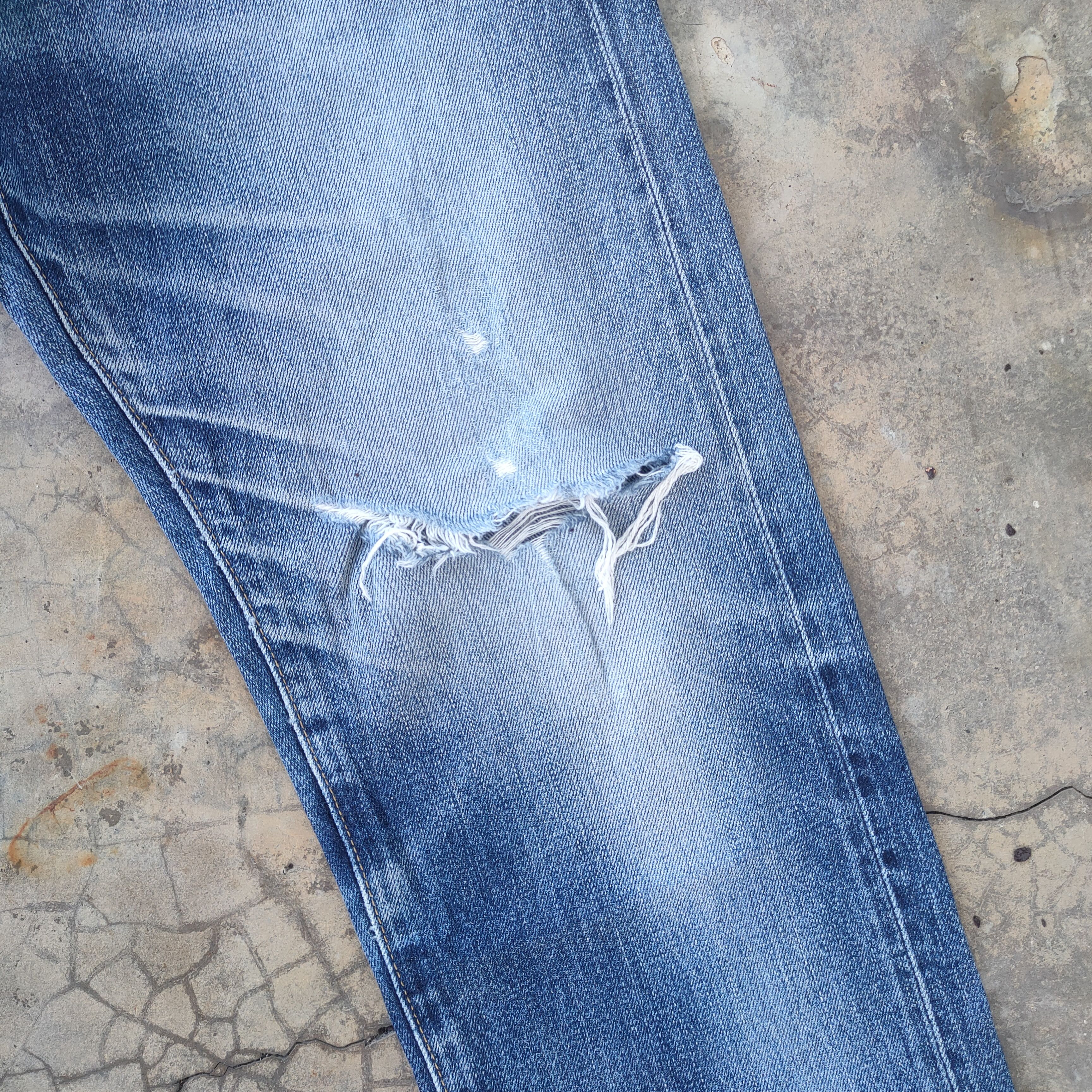 Japanese Brand VINTAGE JAPANESE FADED DISTRESSED JEANS DENIM PANTS Size US 32 / EU 48 - 5 Thumbnail