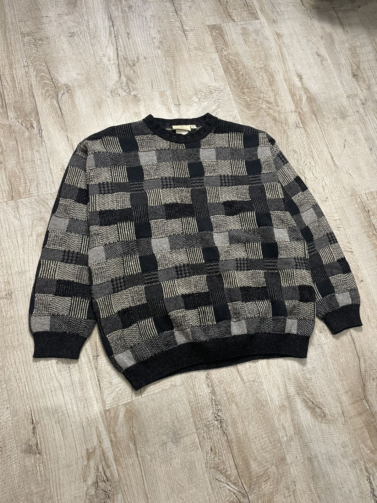 Ermenegildo Zegna Ermenegildo Zegna Knitwear Rhomb Wool Crew neck sweater Size US XL / EU 56 / 4 - 3 Thumbnail