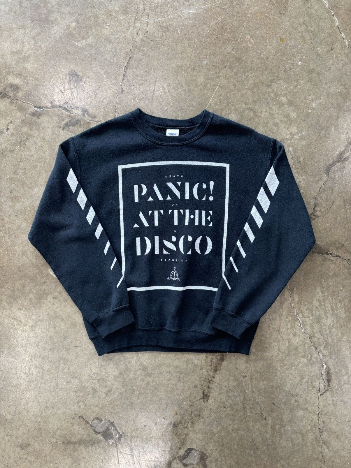 Band Tees Panic at the Disco Death of a Bachelor Crewneck Medium Size US M / EU 48-50 / 2 - 2 Thumbnail
