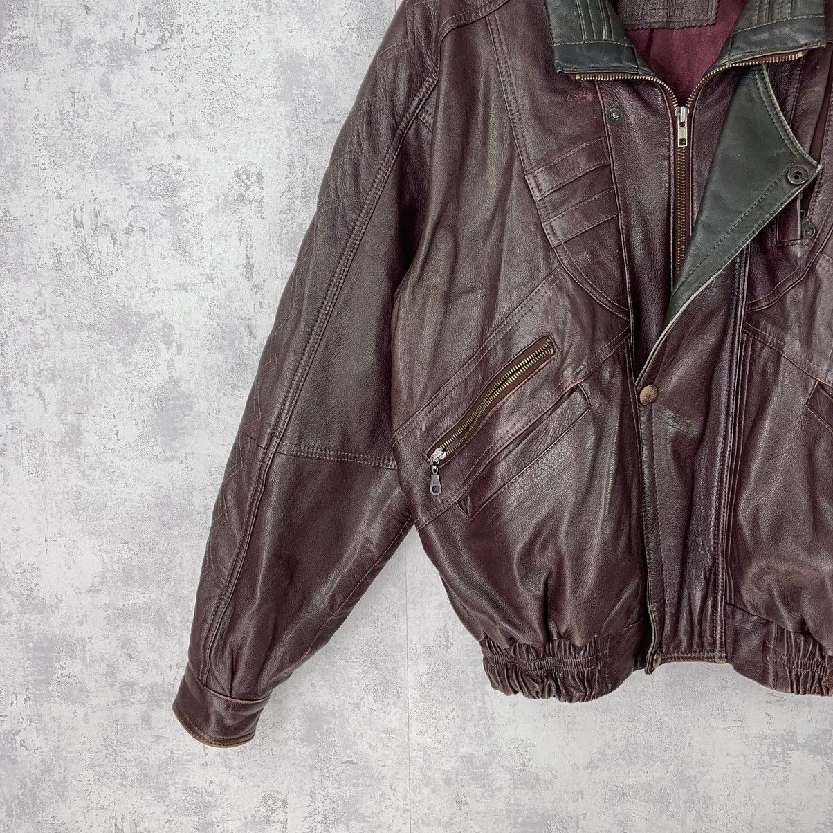 Vintage Vintage Leather Jacket Bomber 90s burgundy boxy oversize Size US XL / EU 56 / 4 - 4 Thumbnail