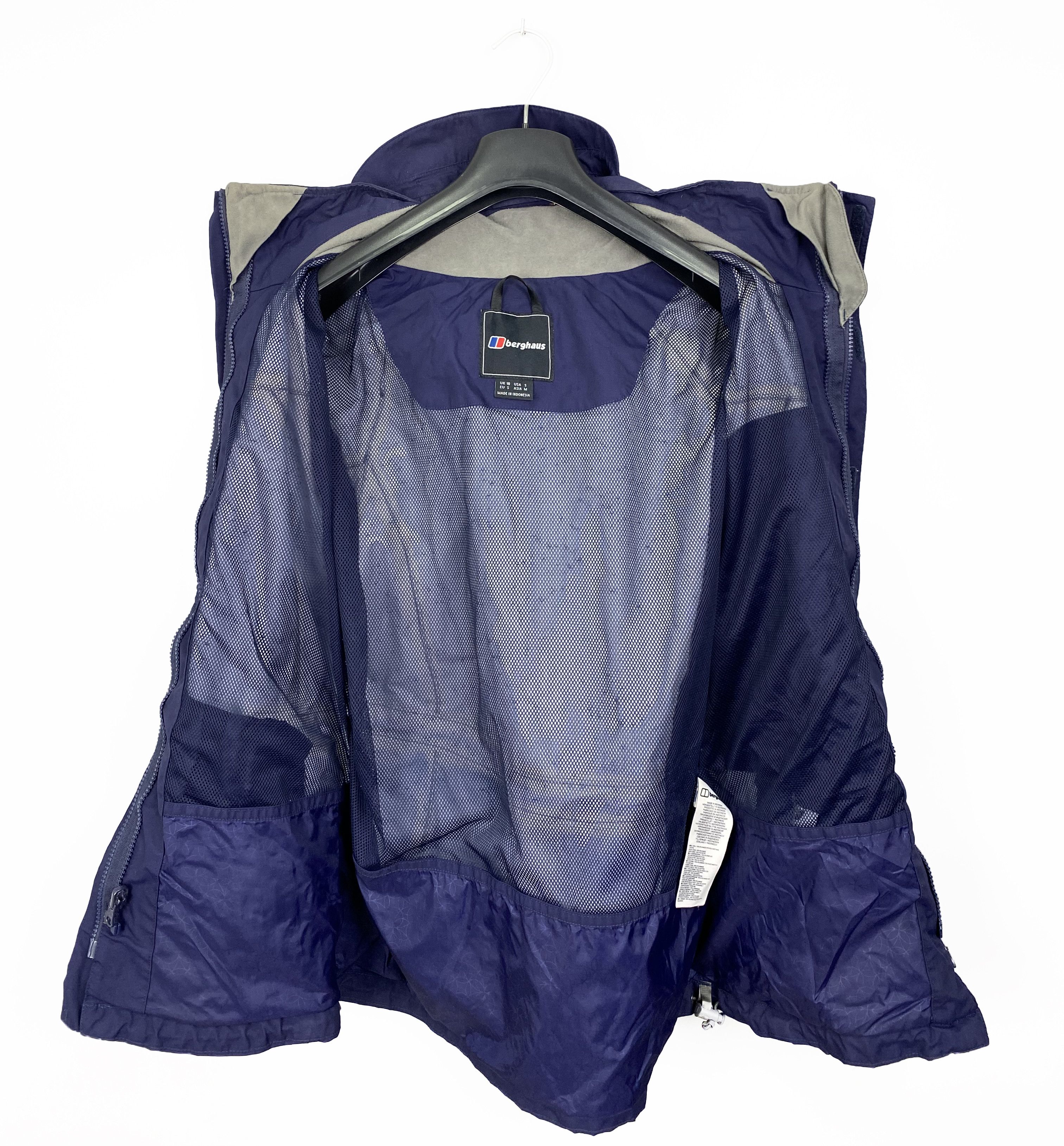 Berghaus Berghaus AQ2 Membrane Outdoor Light Jacket Size US S / EU 44-46 / 1 - 7 Thumbnail